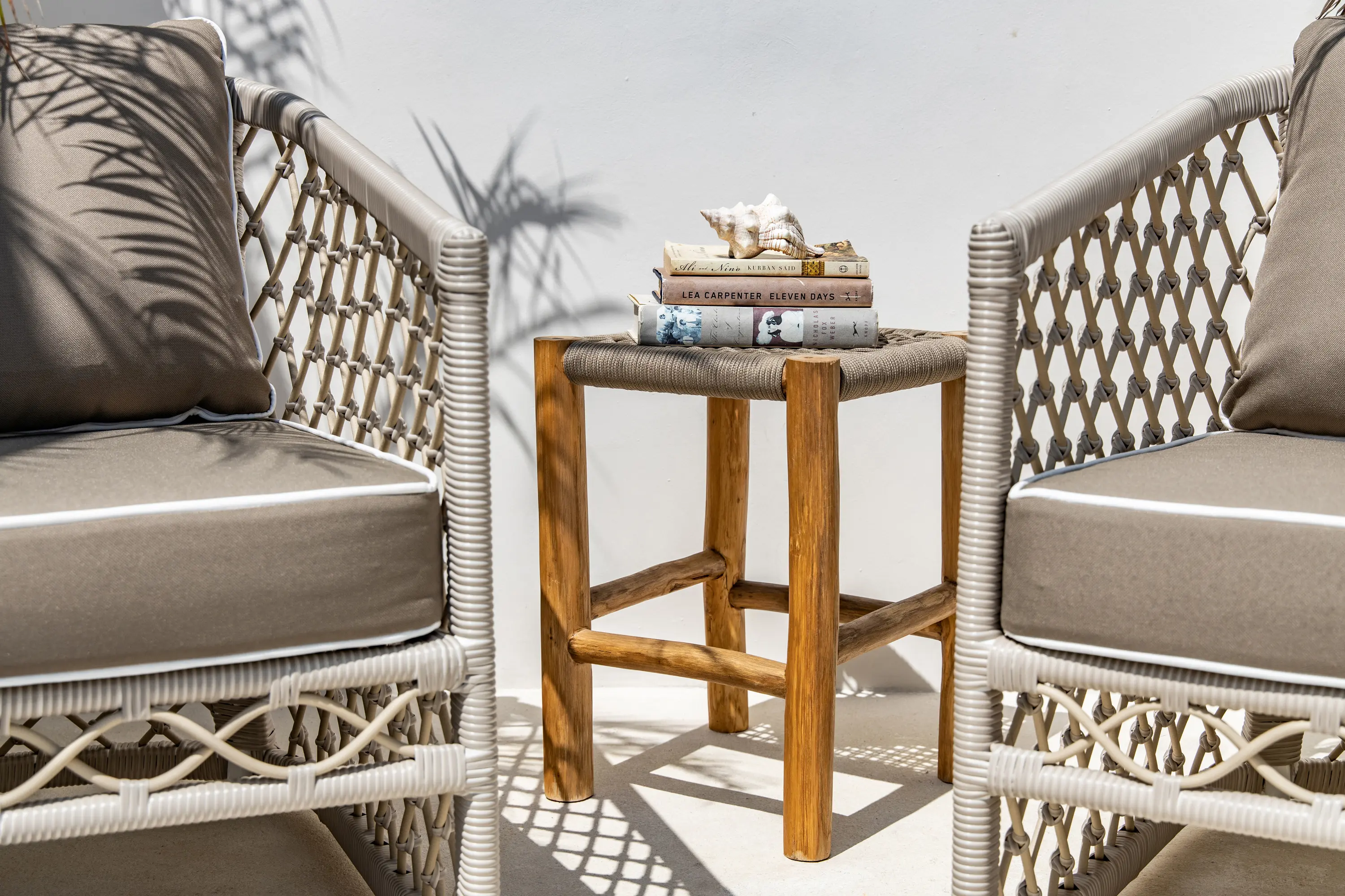 cbdesign - Theo Square Branch Stool