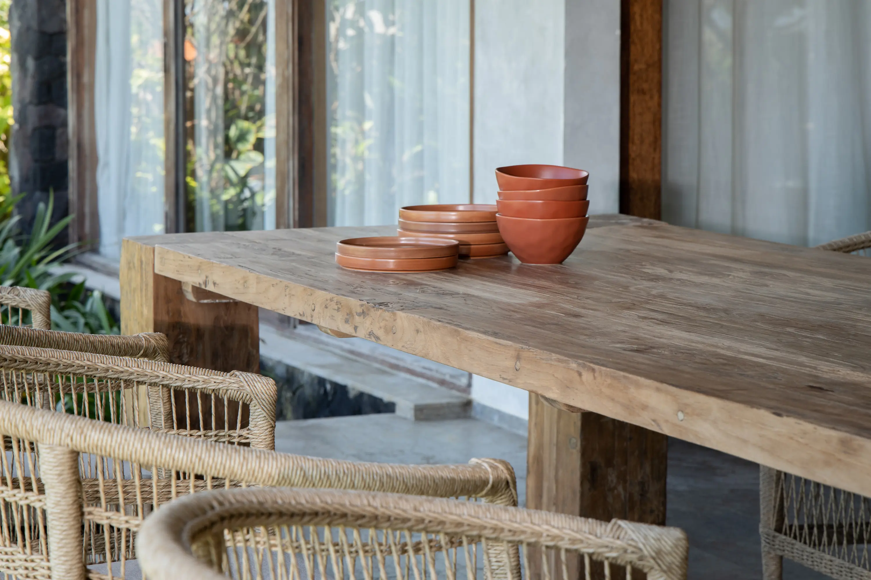 cbdesign - Titan Rectangular Table