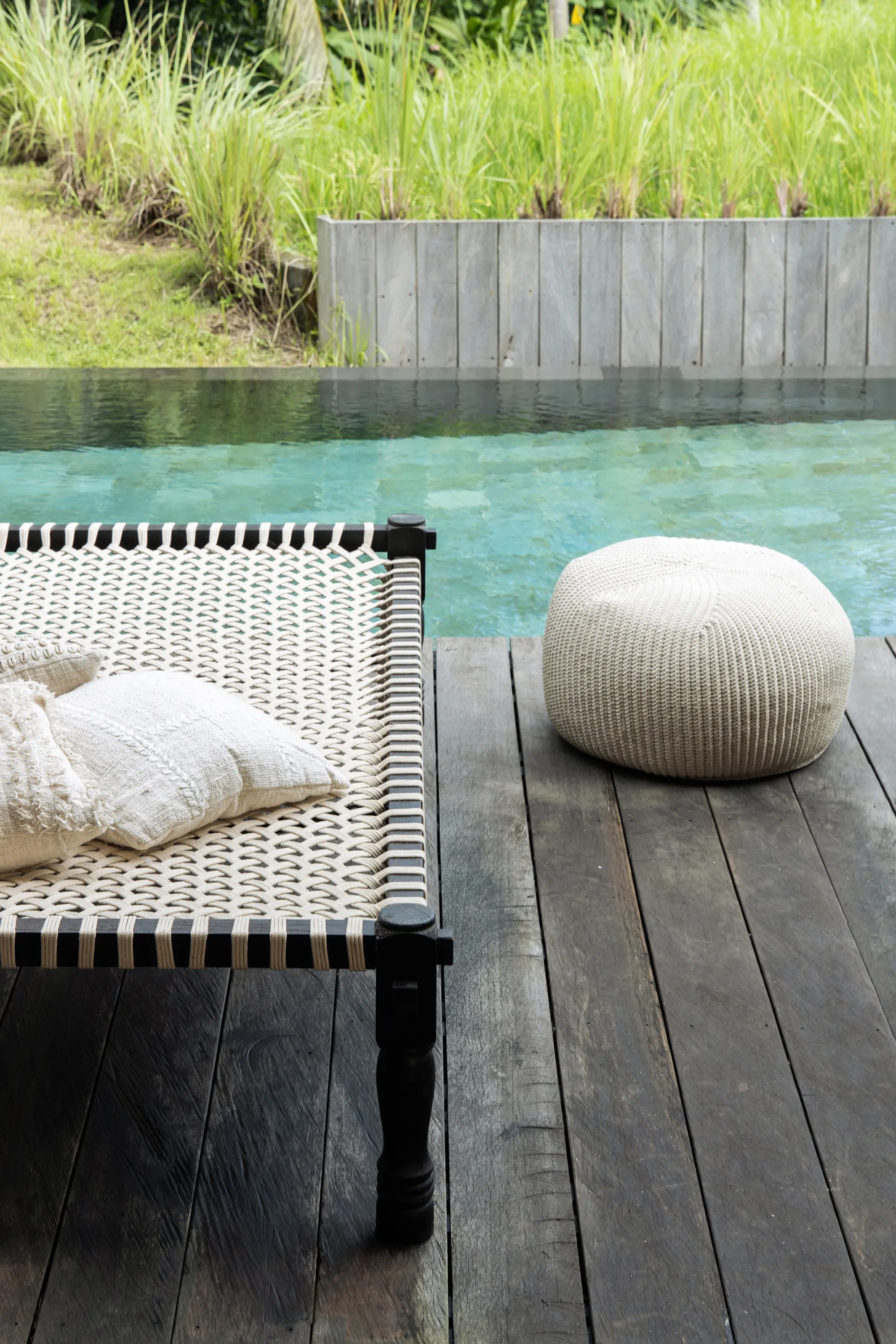 cbdesign - Viareggio Pouf Round Vortex