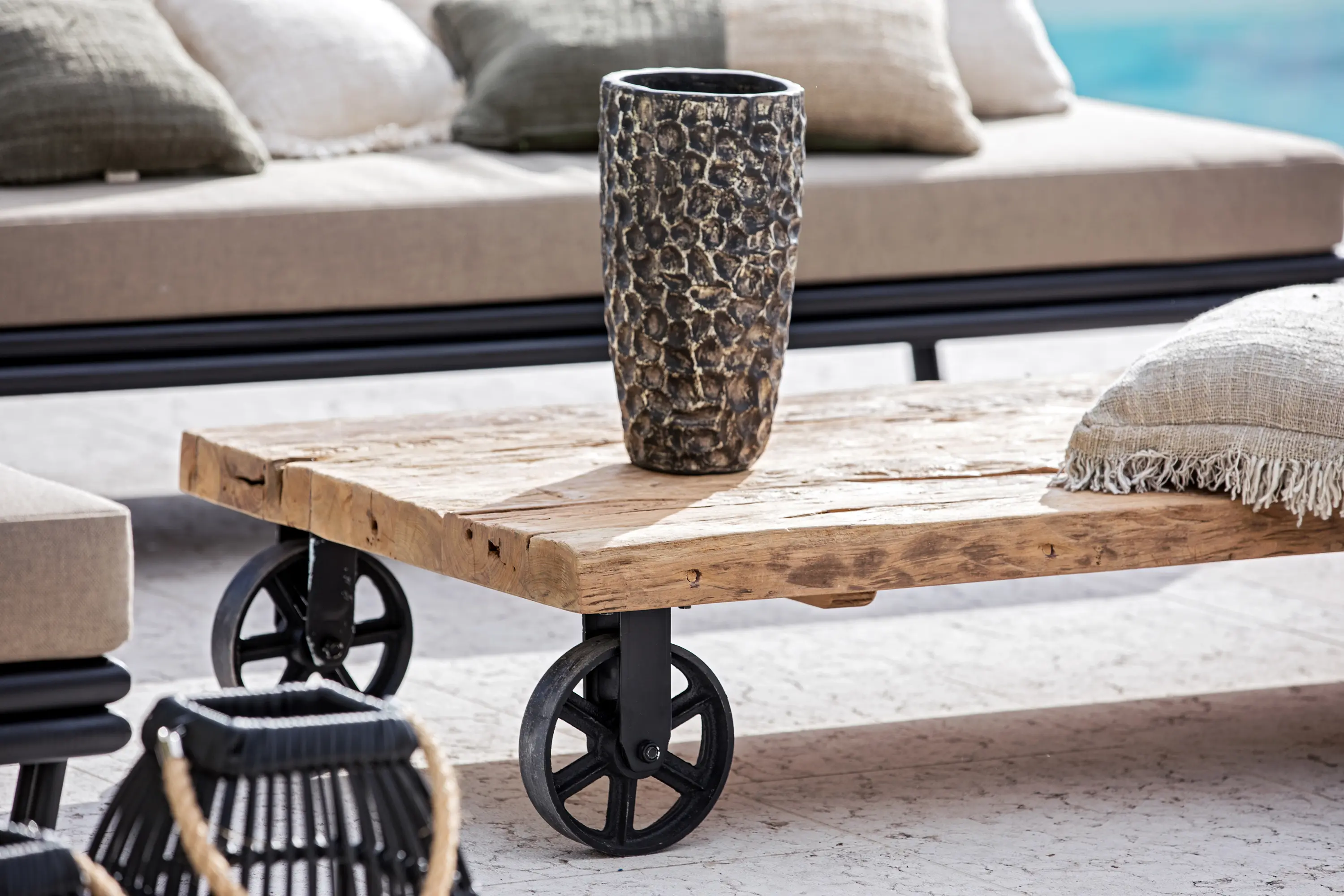 cbdesign - Saraban Coffee Table