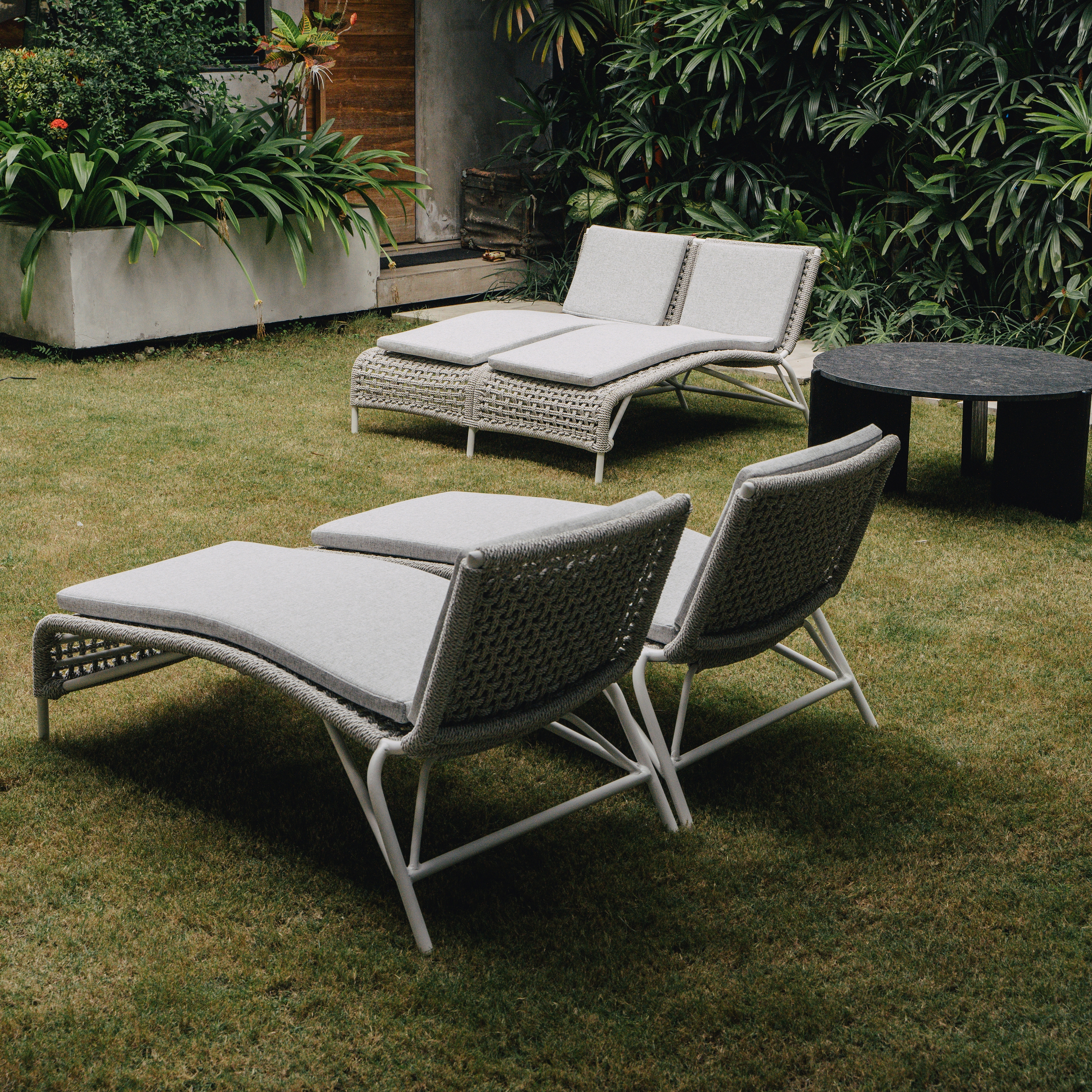 Produkt Lara Double Chaise Lounge Single Weaving des Herstellers cbdesign anzeigen