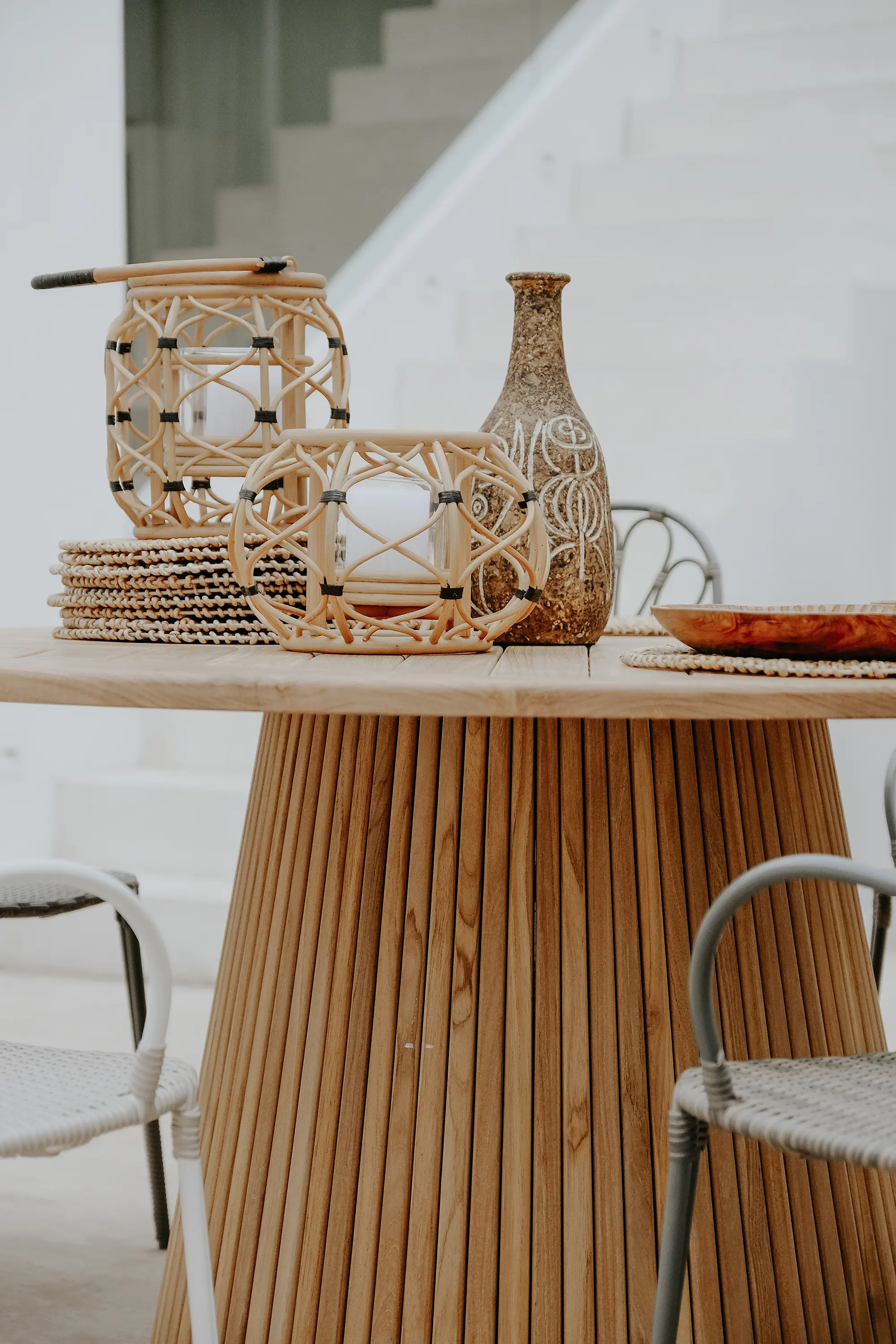 cbdesign - Tino Round Table 150