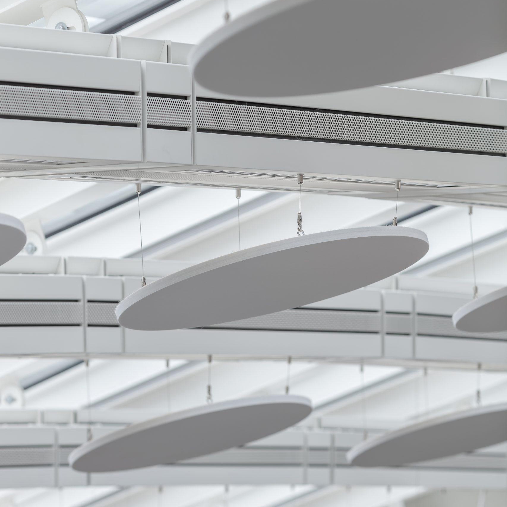 Display product Horizon™ - Suspended geometric shapes from manufacturer Autex Acoustics