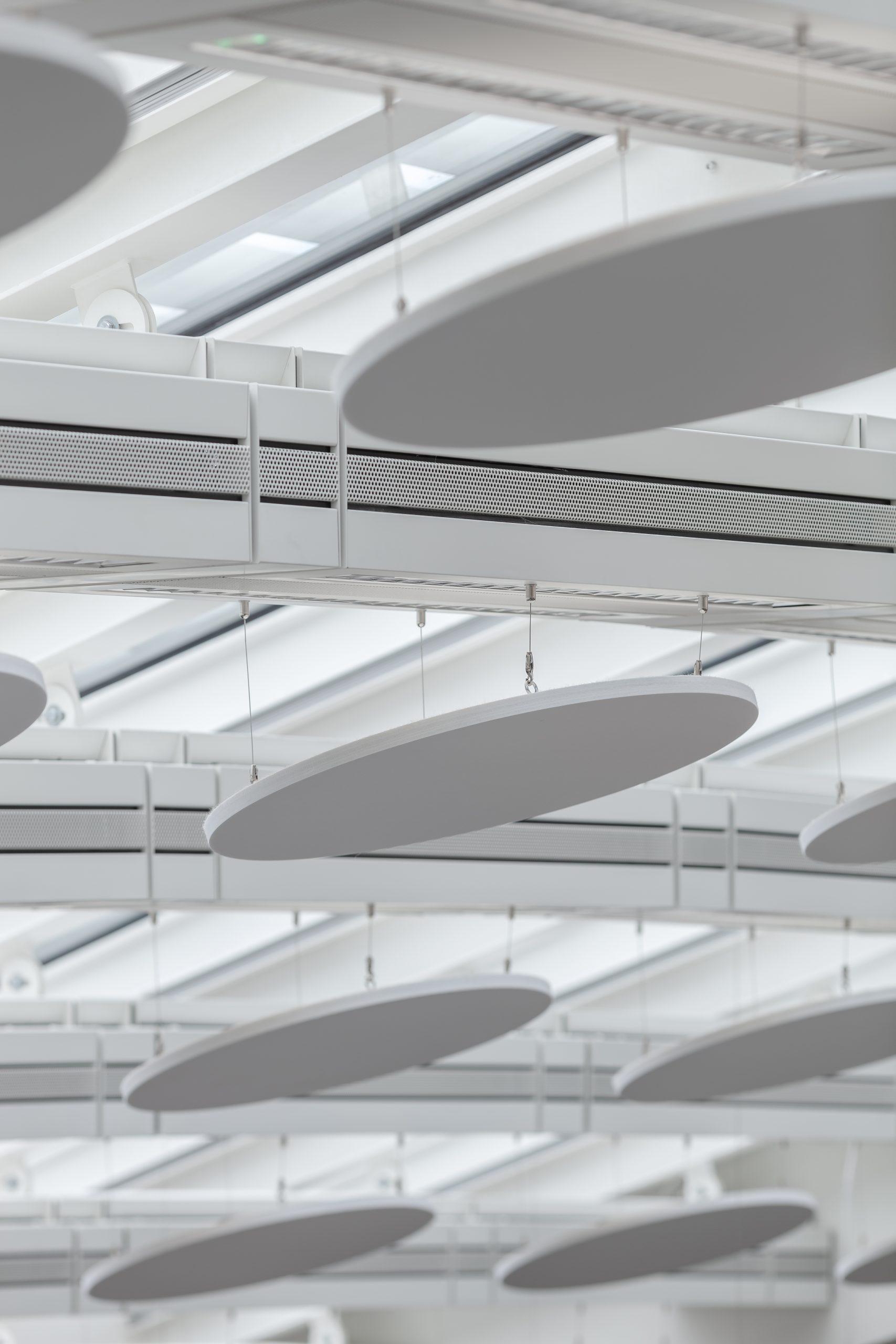 Display product Horizon™ - Suspended geometric shapes from manufacturer Autex Acoustics