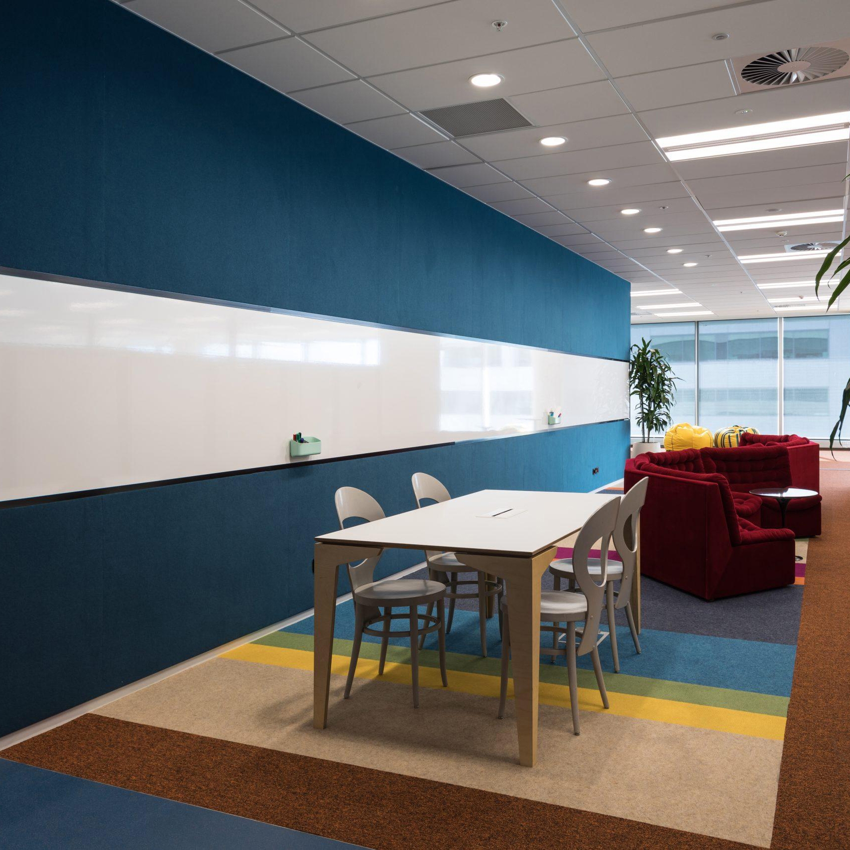 Display product Vertiface® - Fabric wallcovering from manufacturer Autex Acoustics