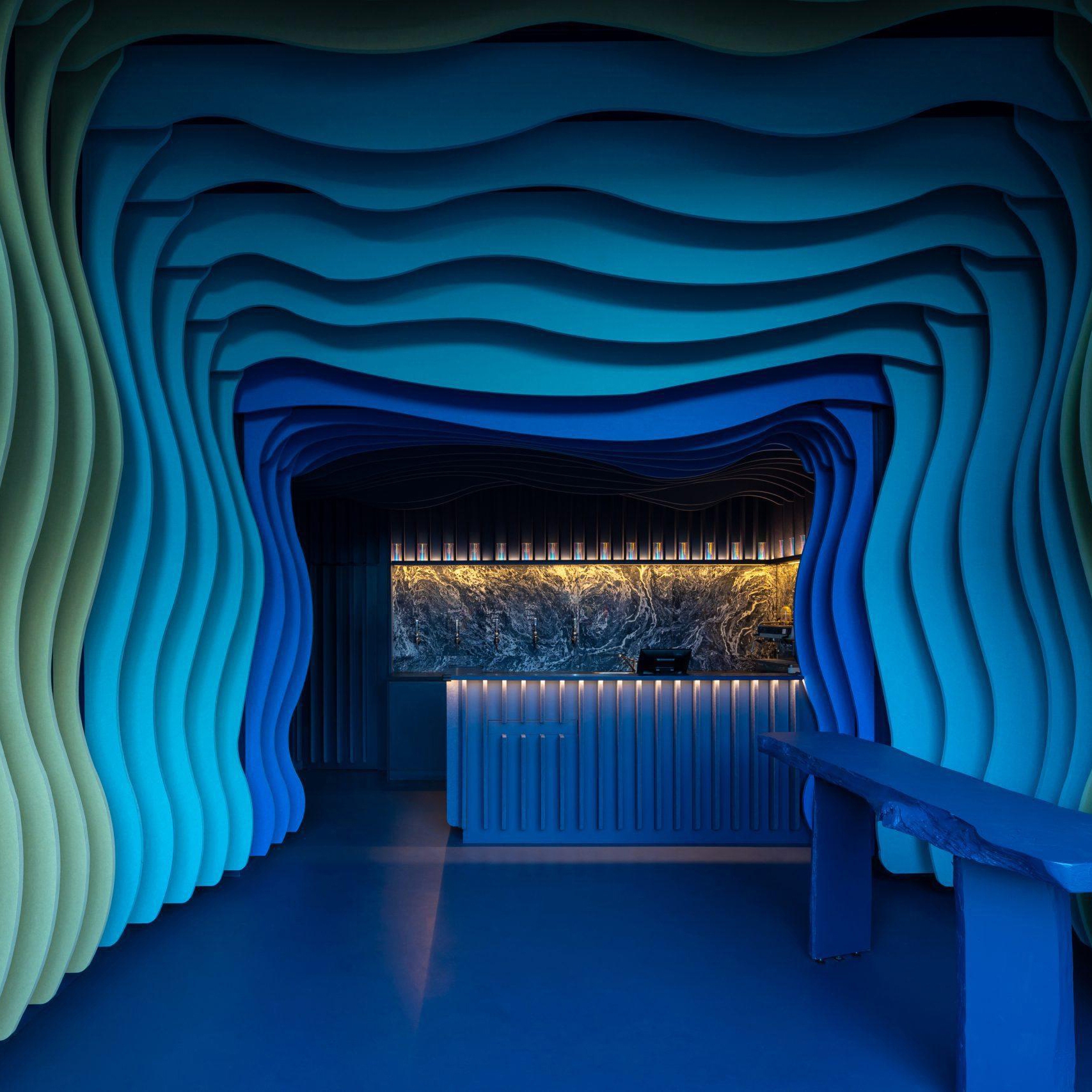 Display product Frontier™ - Acoustic ceiling and wall system from manufacturer Autex Acoustics