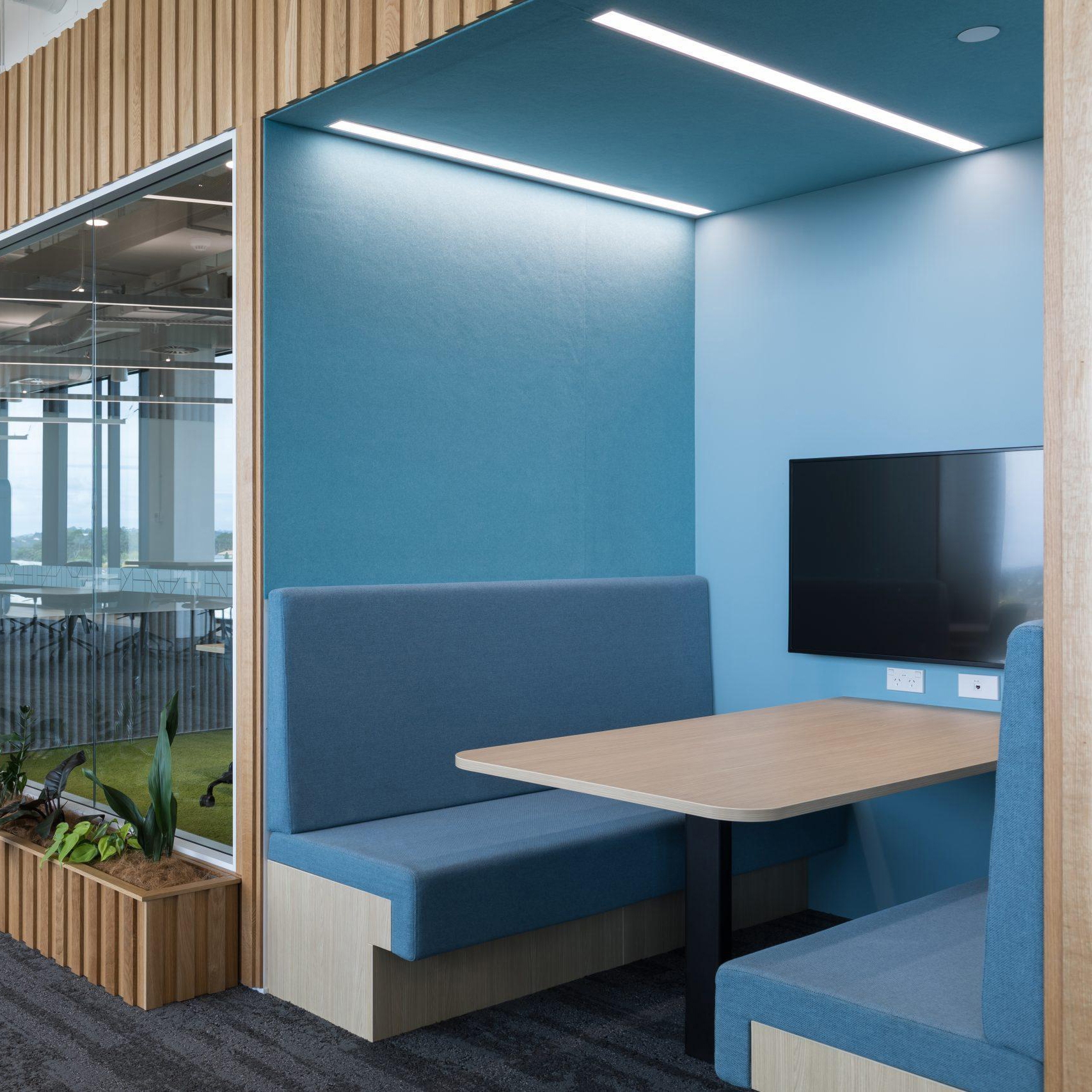 Produkt Vertiface® - Wandverkleidung aus Stoff des Herstellers Autex Acoustics anzeigen
