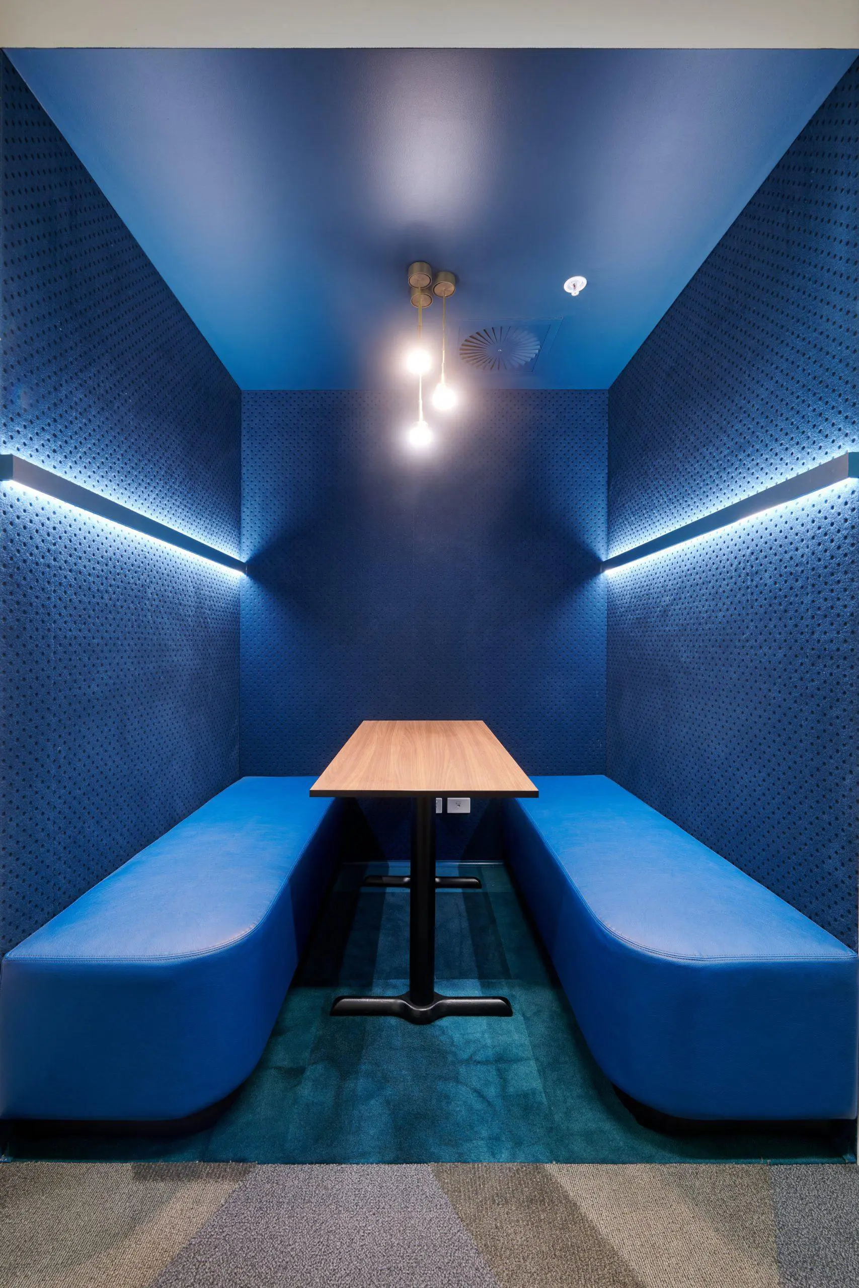 Autex Acoustics - Vertiface® - Fabric wallcovering
