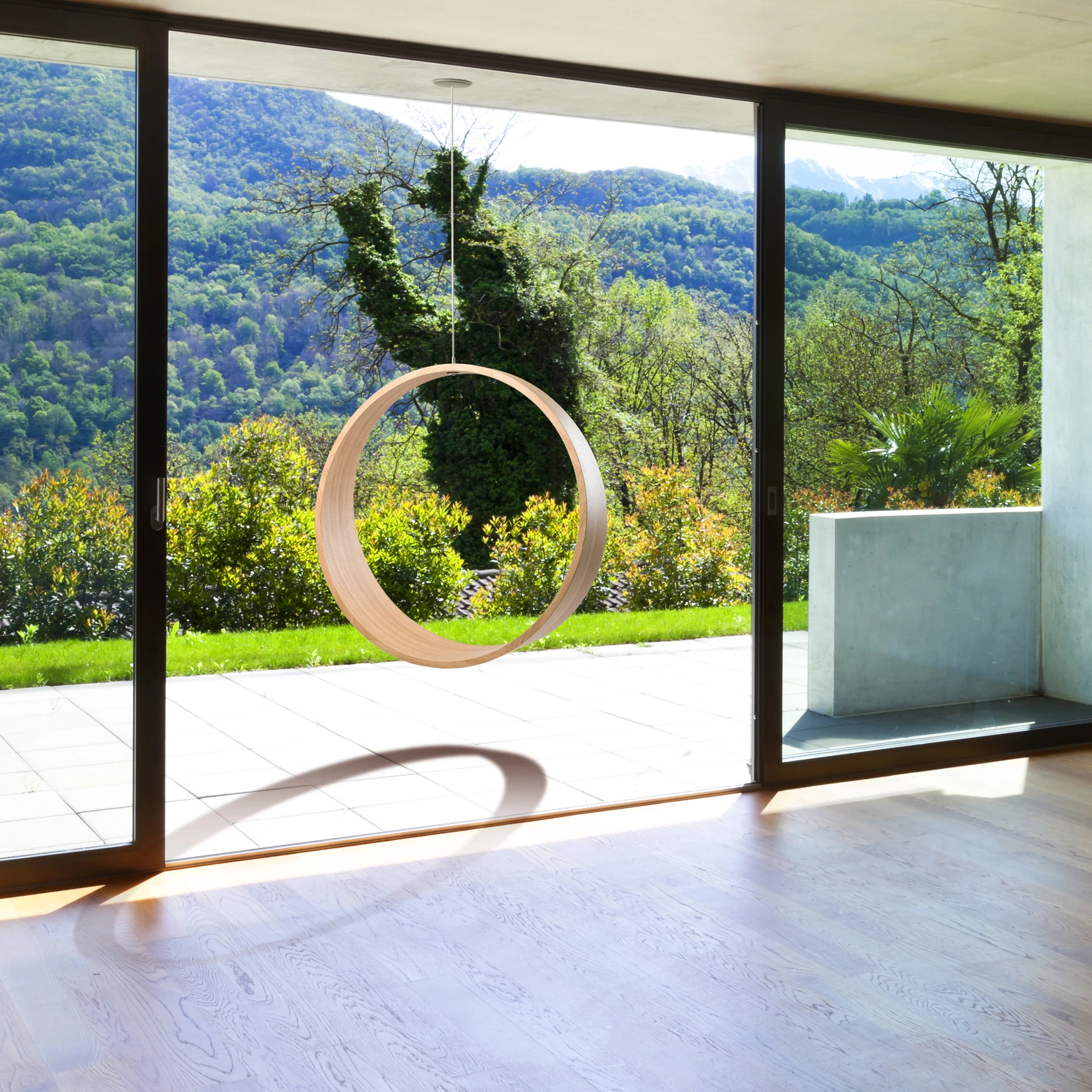 OUTDOOR CIRCLESWINGS