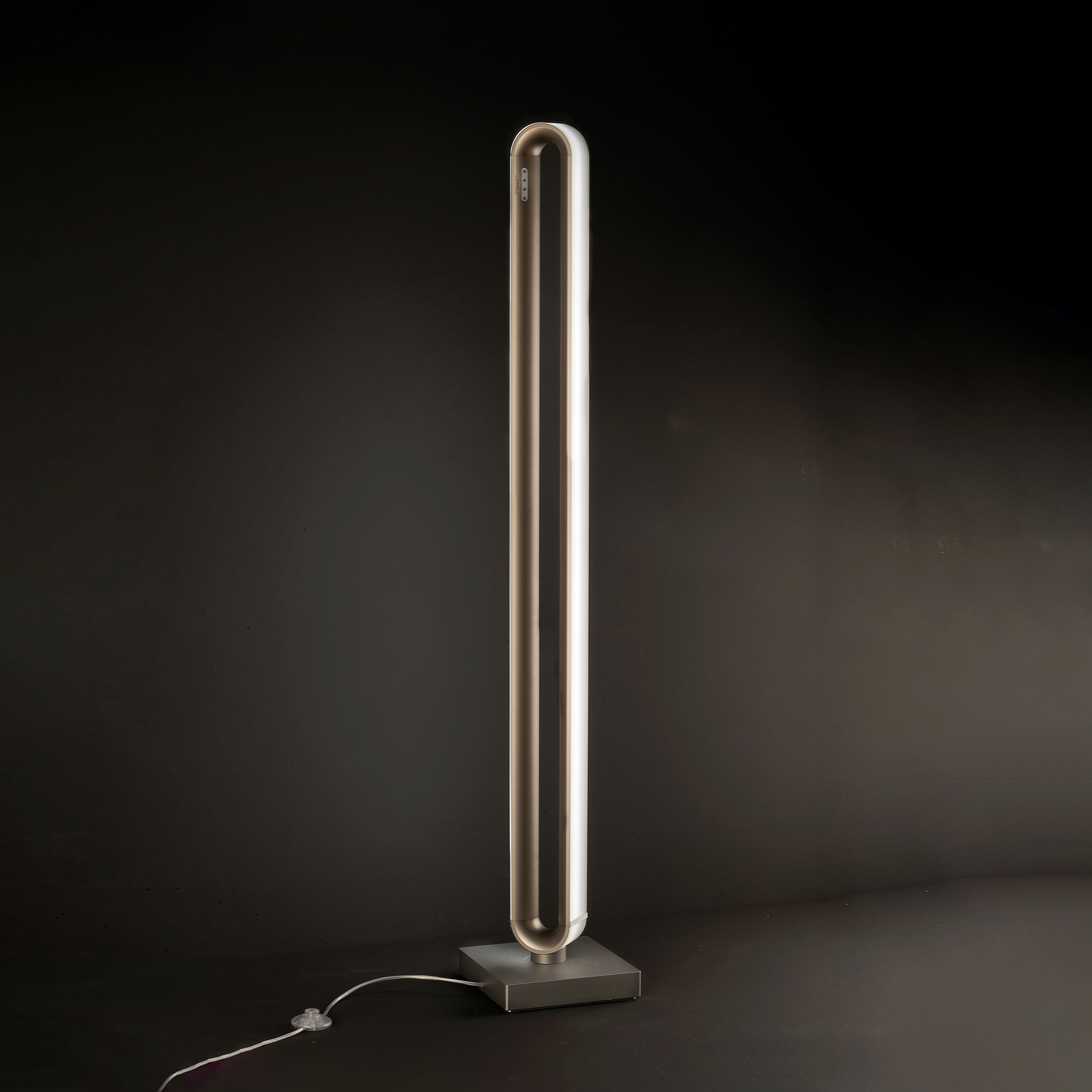 Produkt Loop Line | Loop S 1500 Weiss Licht des Herstellers Klaus Sigllicht anzeigen