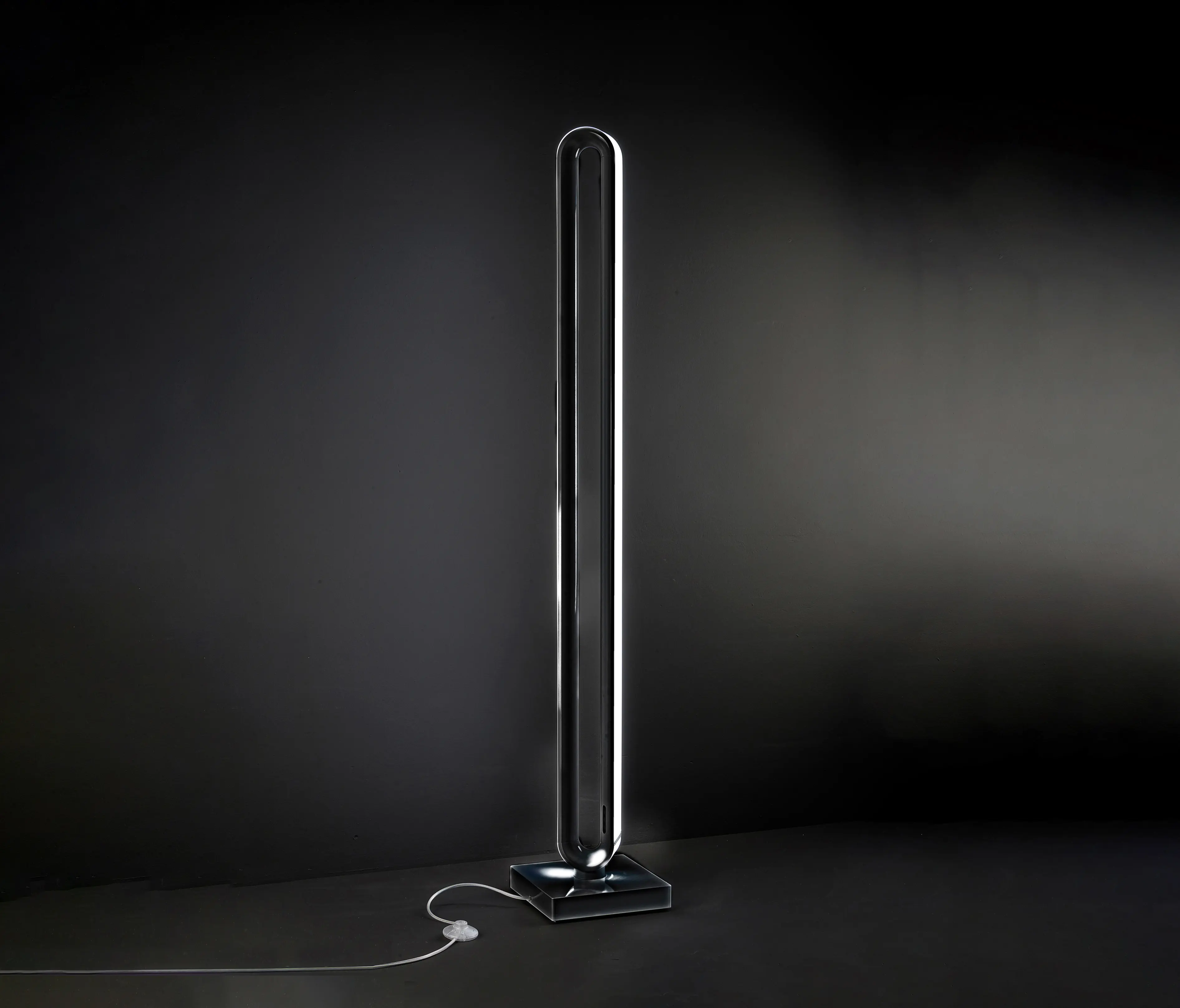 Klaus Sigllicht - Loop Line | Loop S 1500 white light