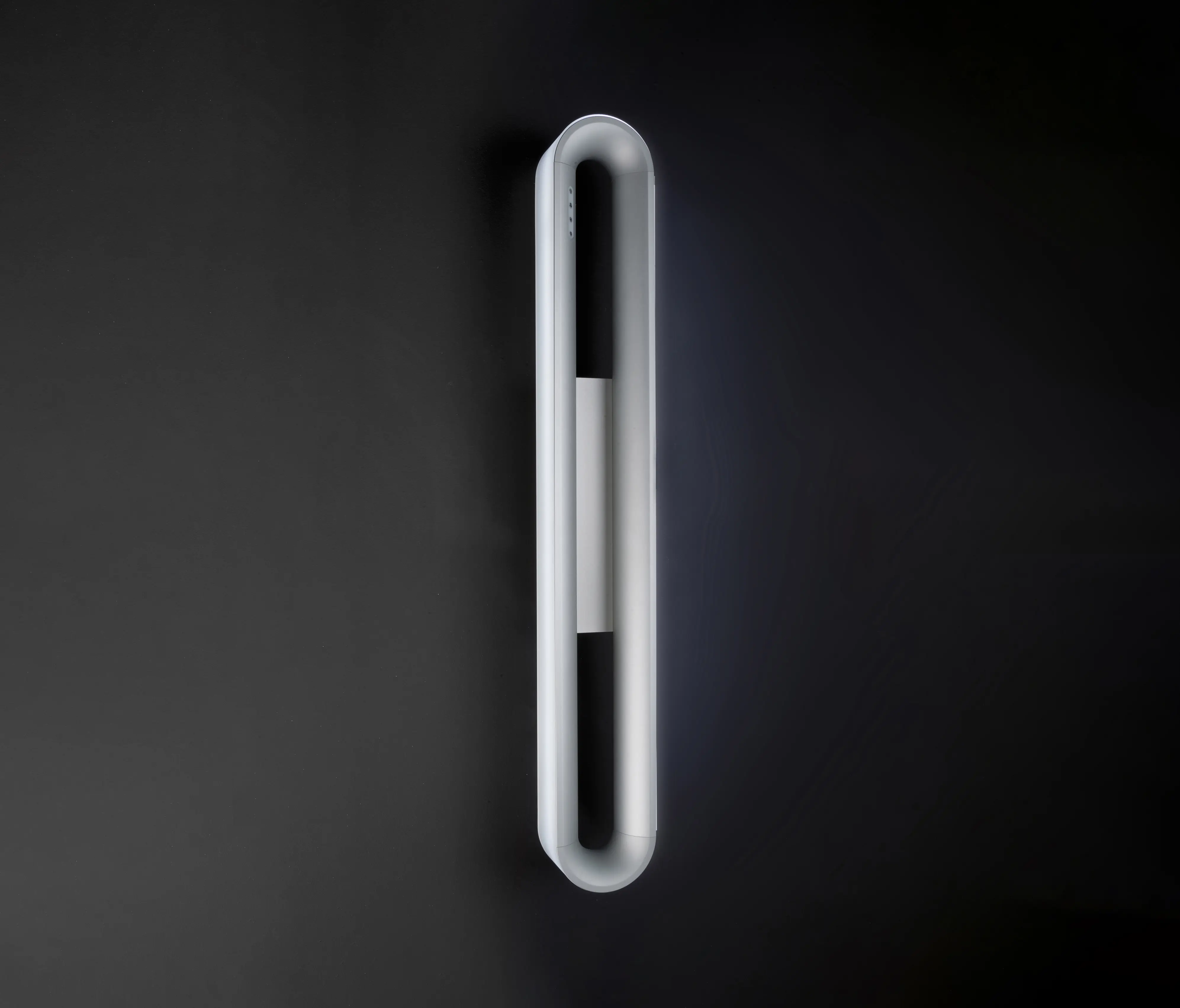 Klaus Sigllicht - Loop Line | Loop W 1500 white light