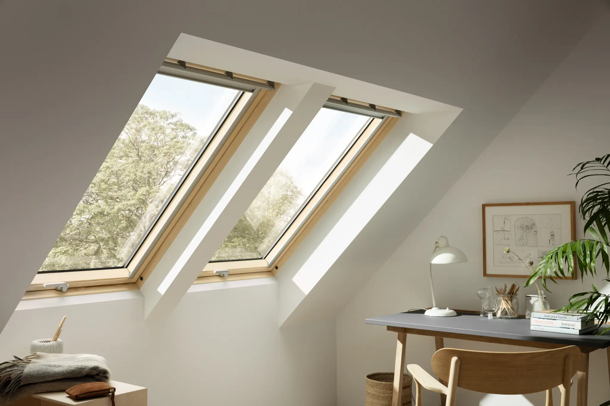 VELUX Group - VELUX manual top-hung roof window GPL
