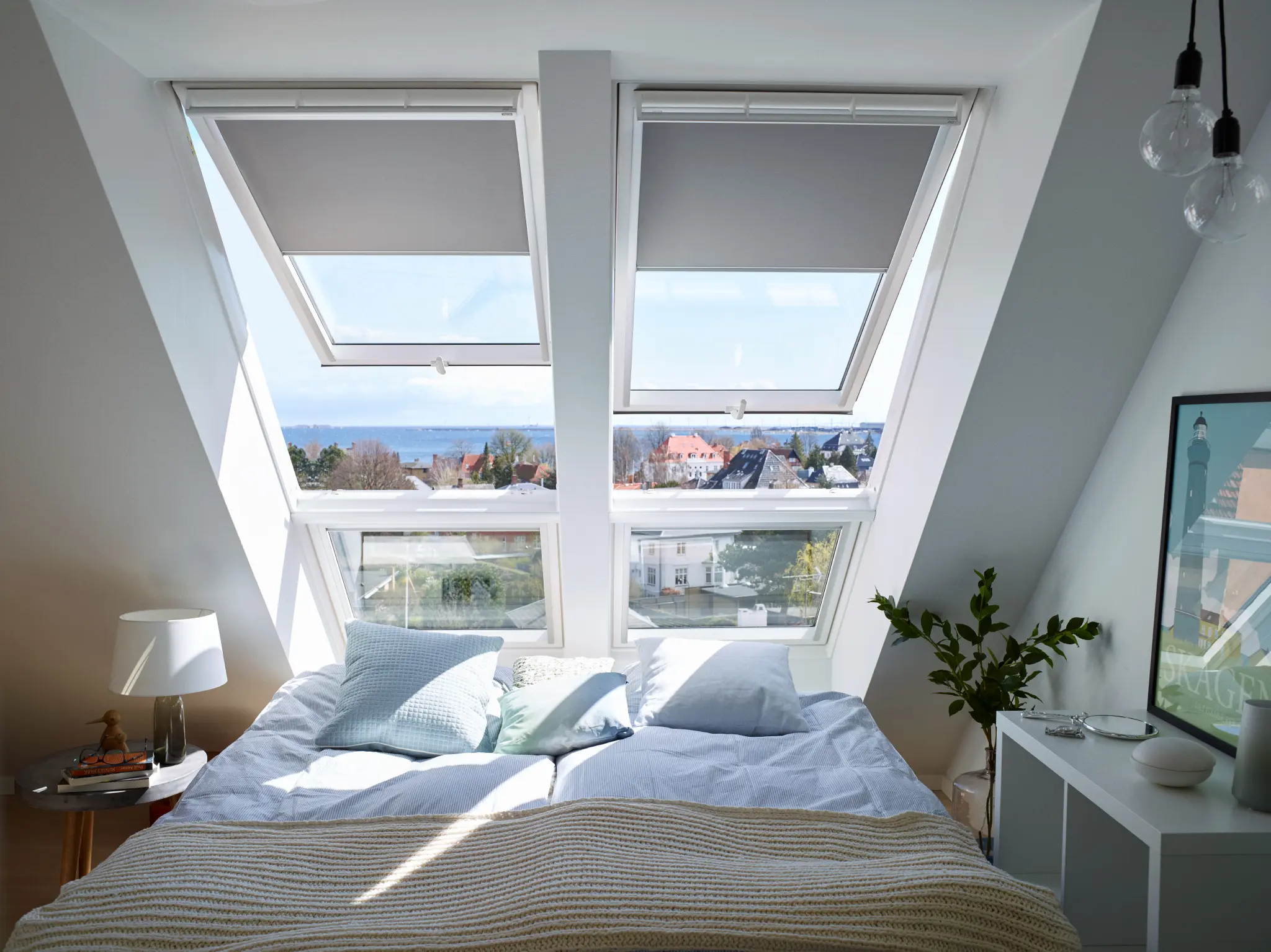 VELUX Group - VELUX sloping extension window element GIU -Ideal for bathroom and kitchens