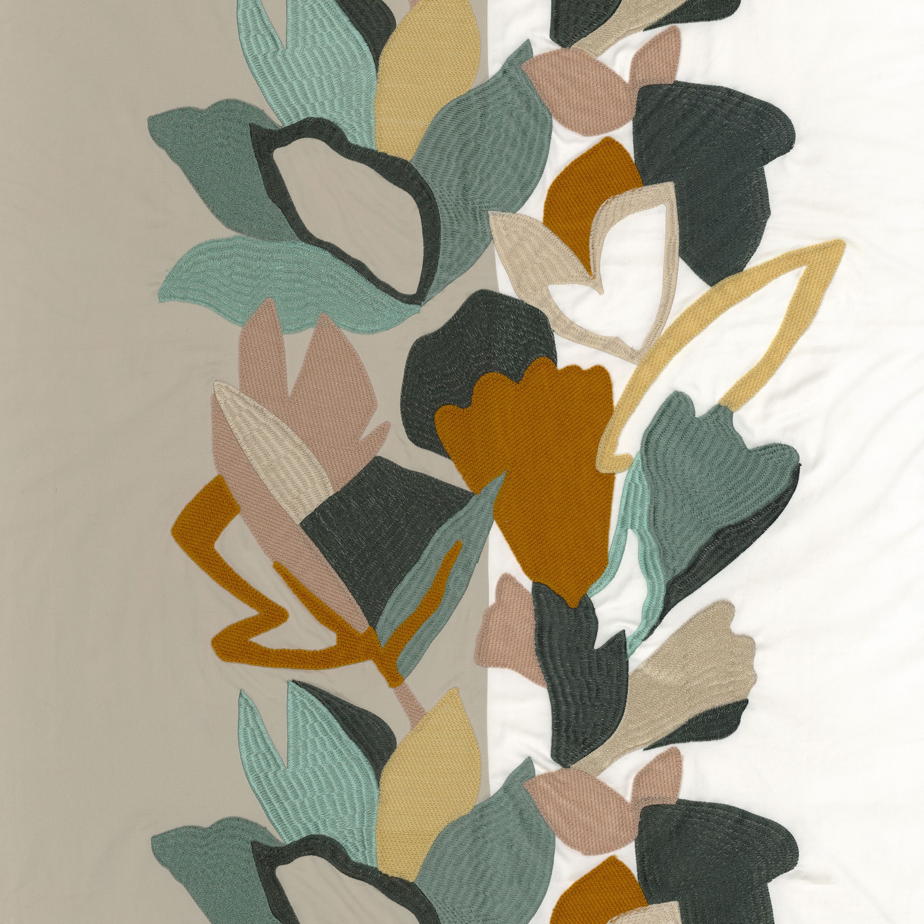 Produkt XALAPA BEIGE/AMBRE des Herstellers Casamance anzeigen