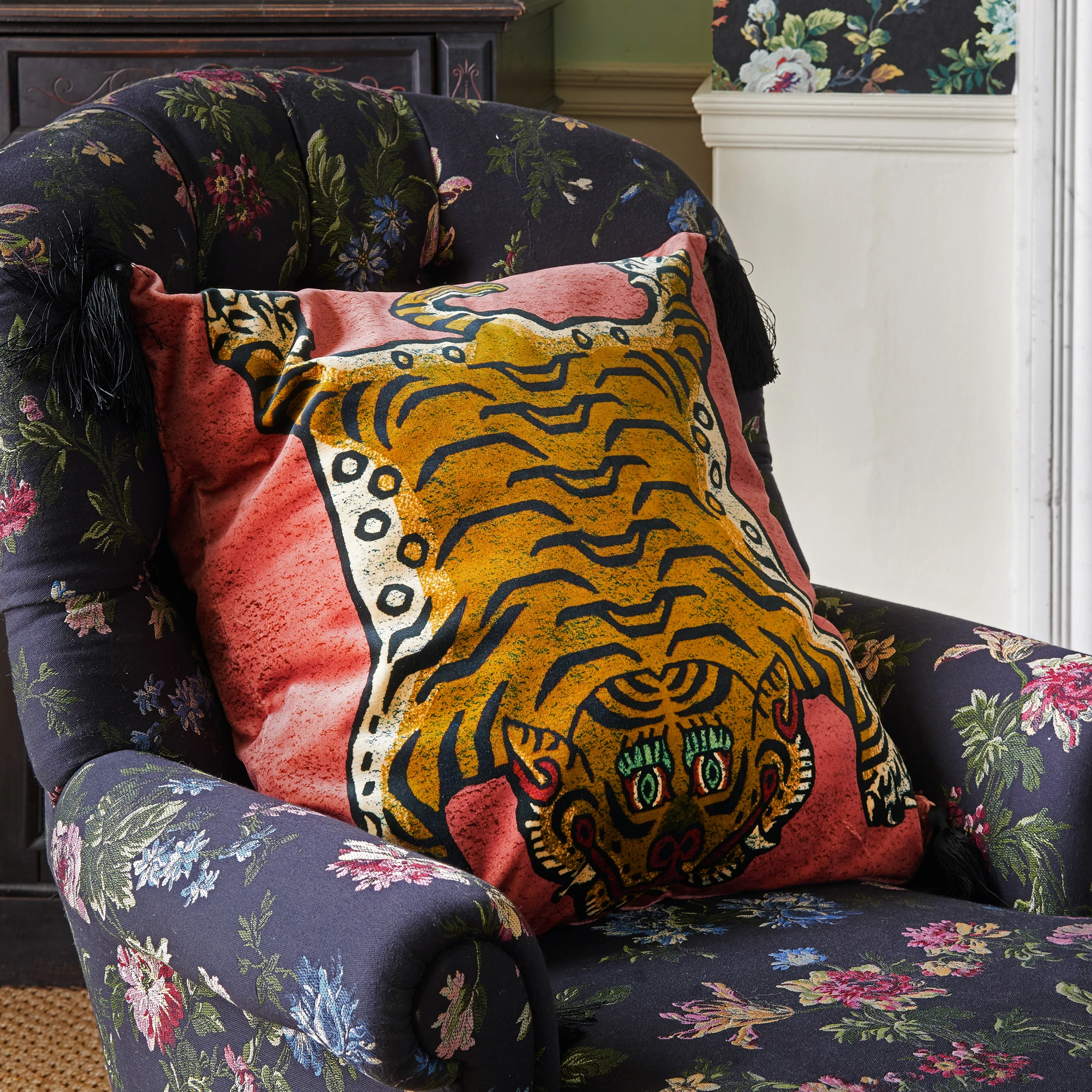 CUSHION