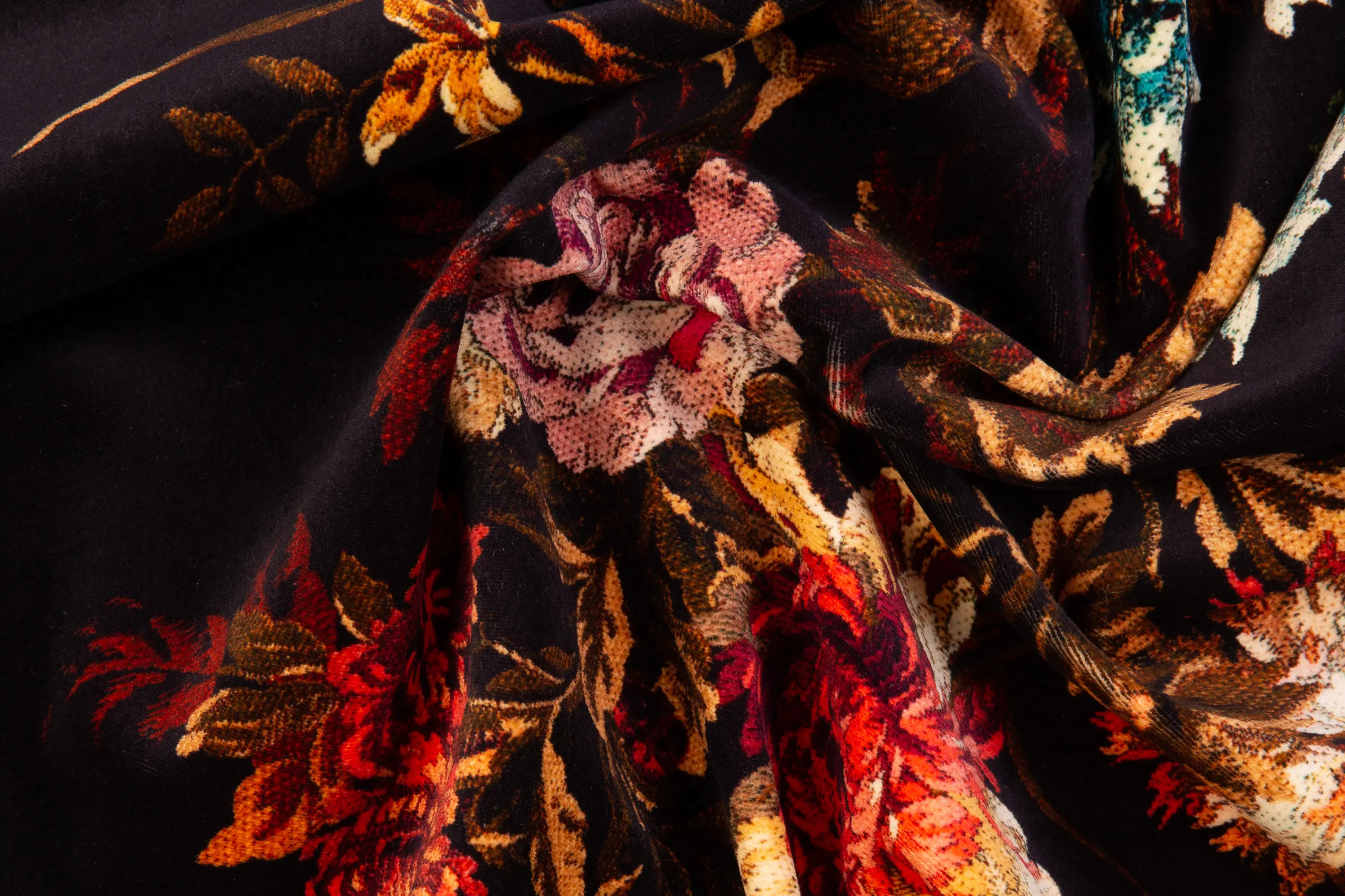 House of Hackney - ROSETTA GARLAND Velvet - Noir