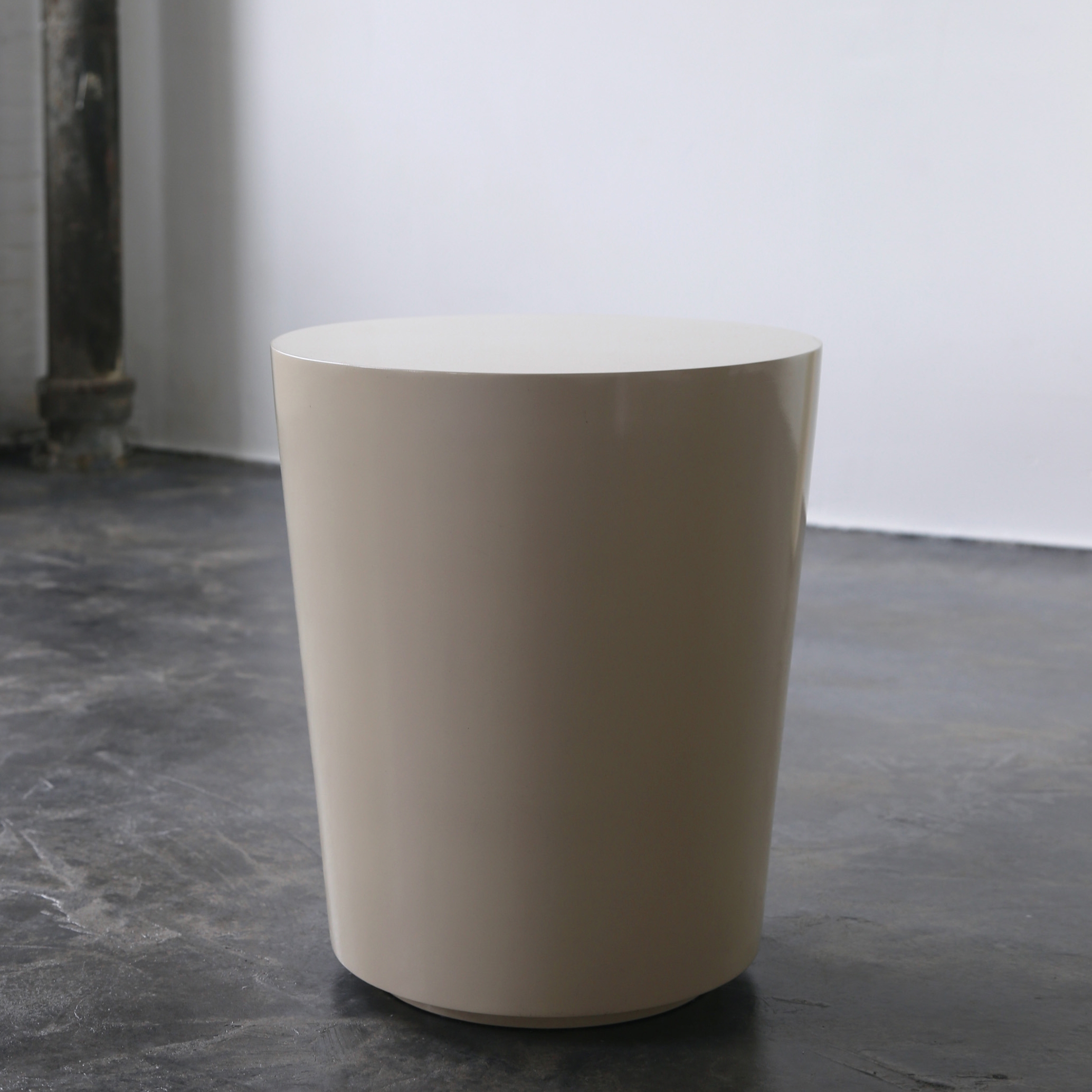 Produkt Tromonto Side Table des Herstellers Costantini anzeigen