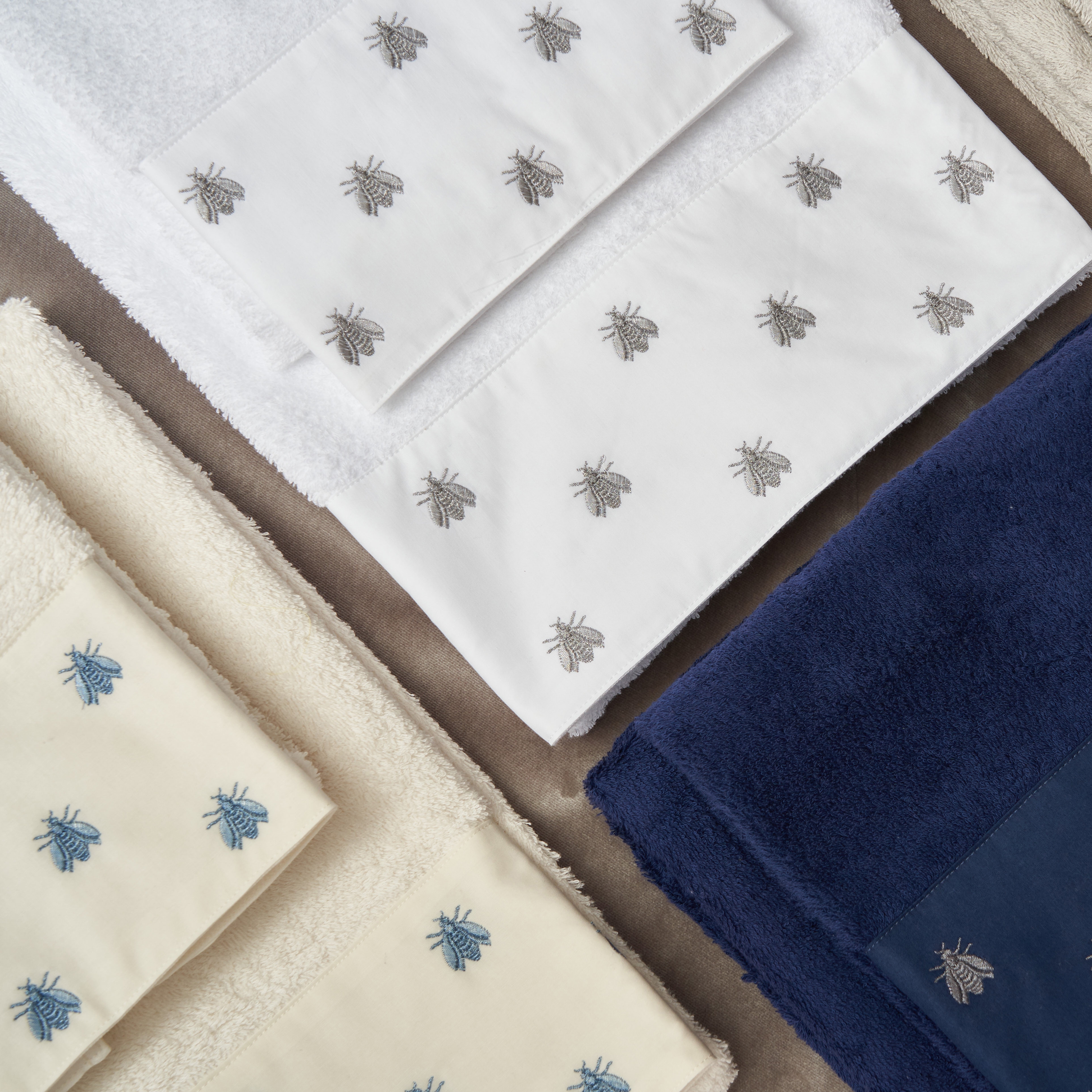 Display product Api percalle Metallic embroidery Towel set from manufacturer Mastro Raphael