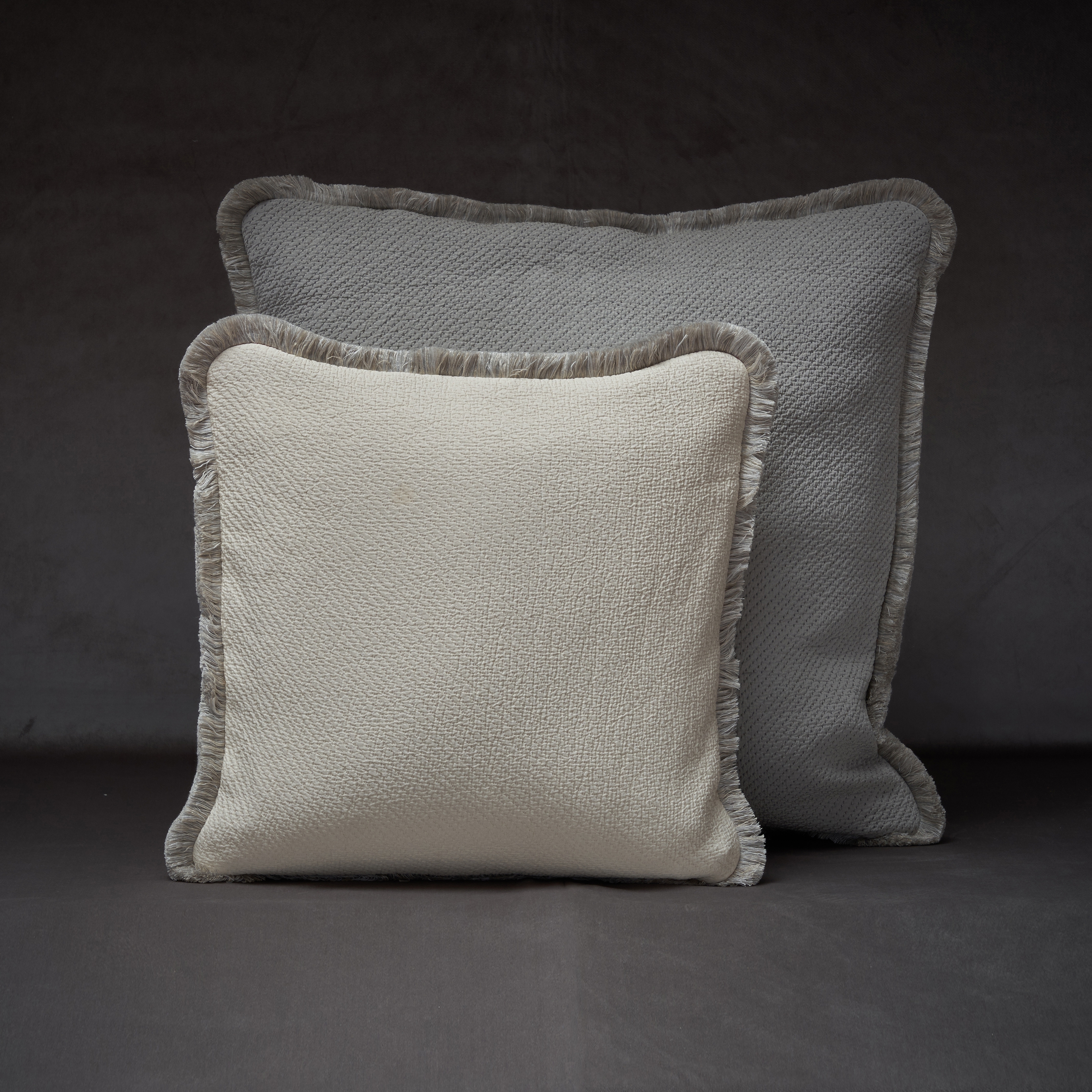 Display product Tivoli Boutis cushion Silk and cotton from manufacturer Mastro Raphael