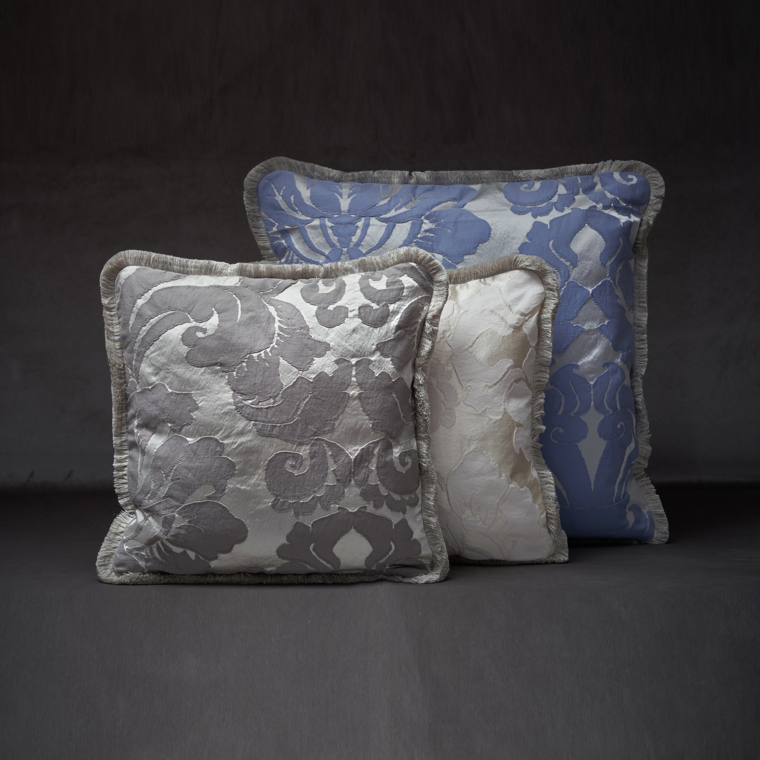 Display product Tivoli Damask cushion Silk and cotton from manufacturer Mastro Raphael