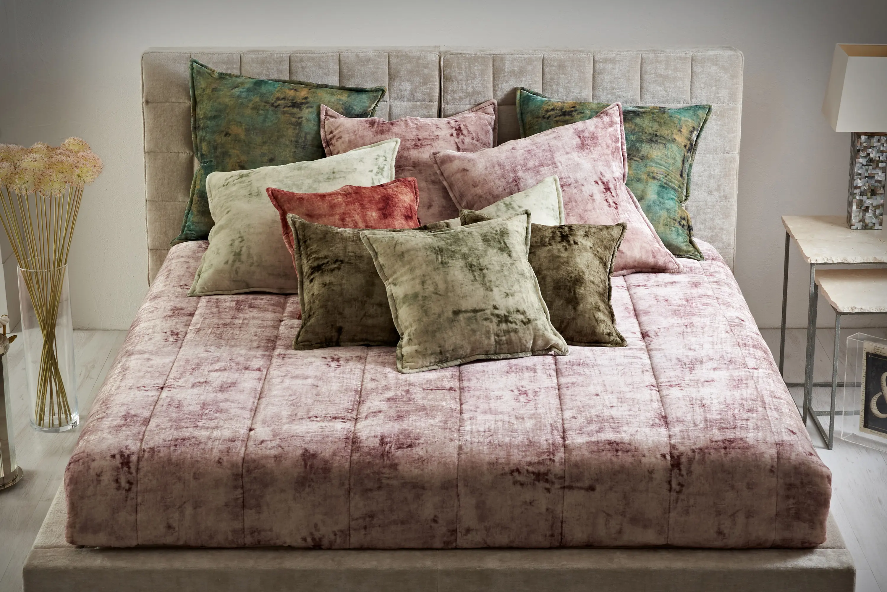 Mastro Raphael - Tiziano Quilted bedspread in plain velvet