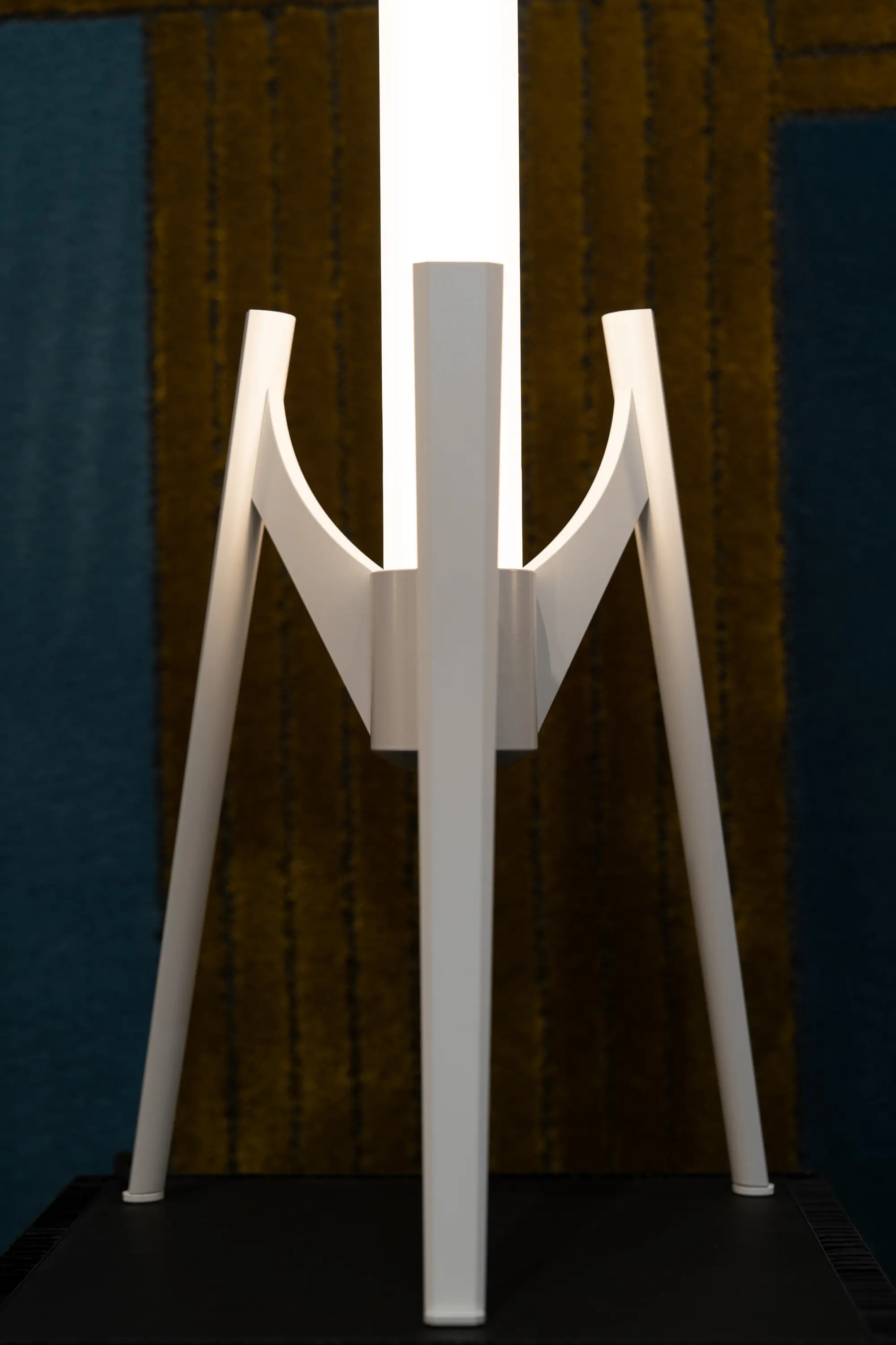 Softicated - Head in Stars I Table Lamp I white