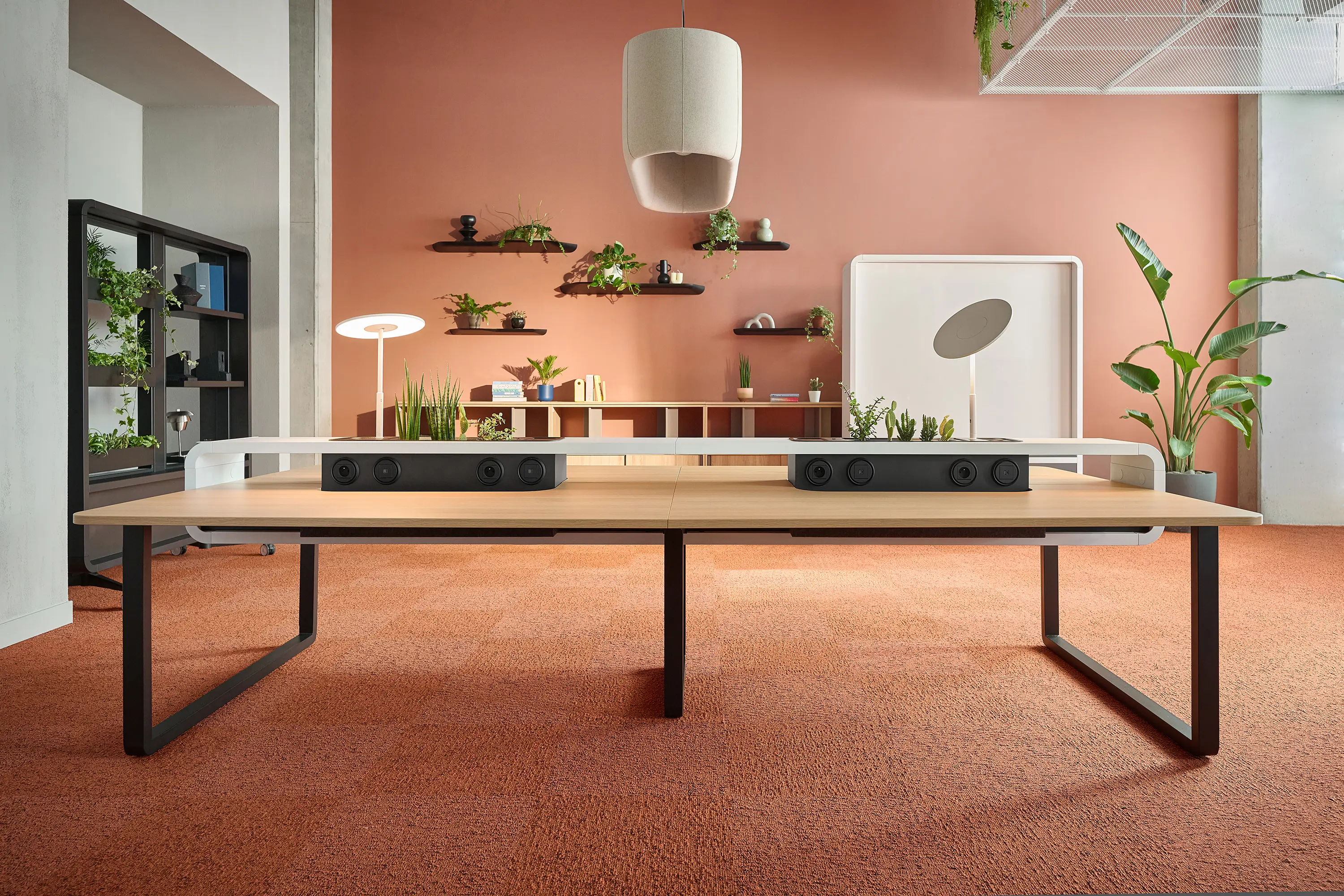 Hushoffice - HushSpot | Coworking Table 8 seats