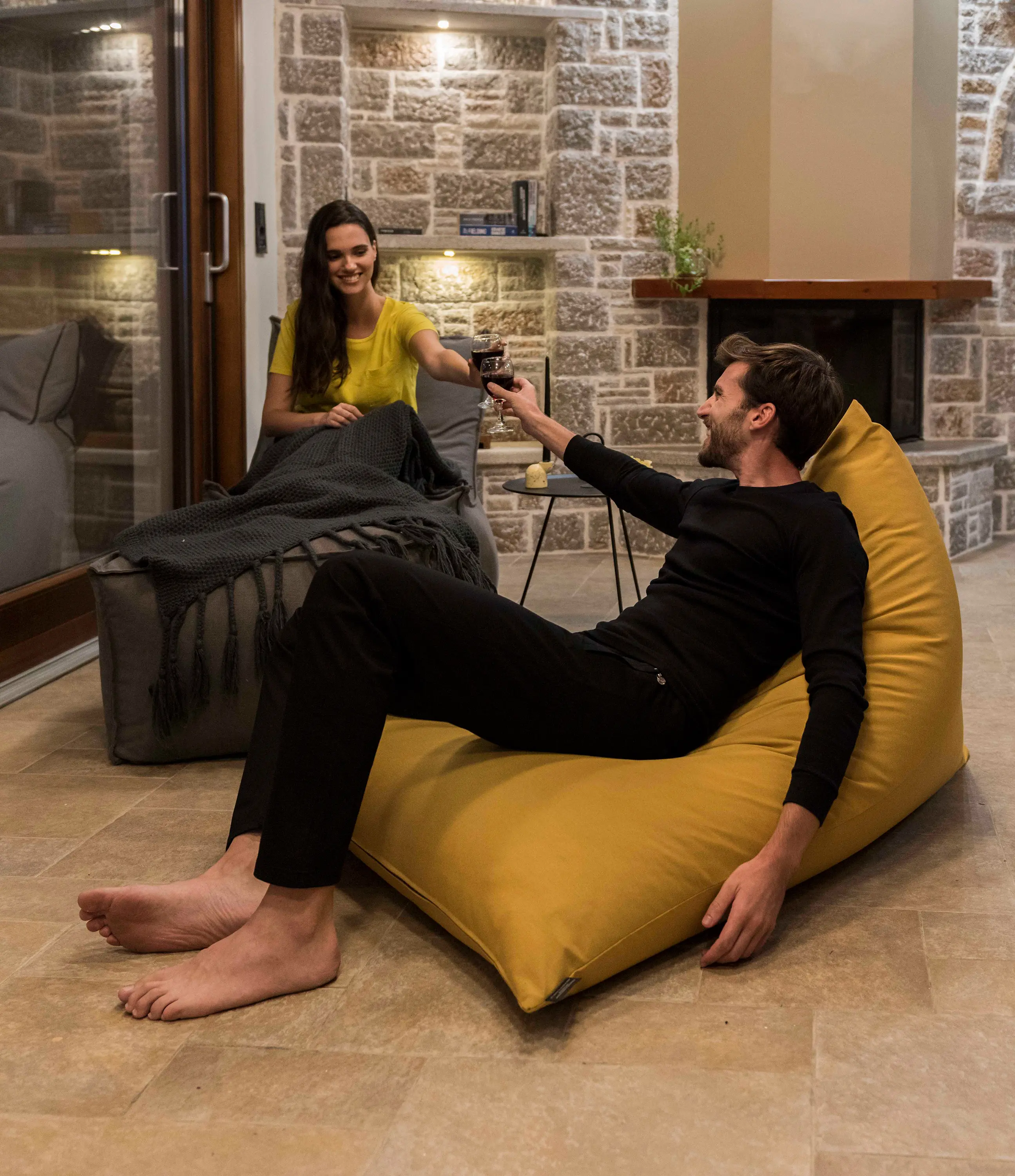 Poufomania - Triangle 100X140 | Indoor