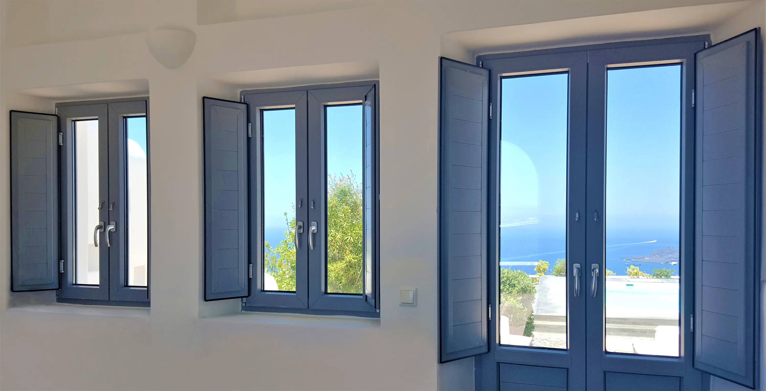 KAPTAIN - Santorini - Oia