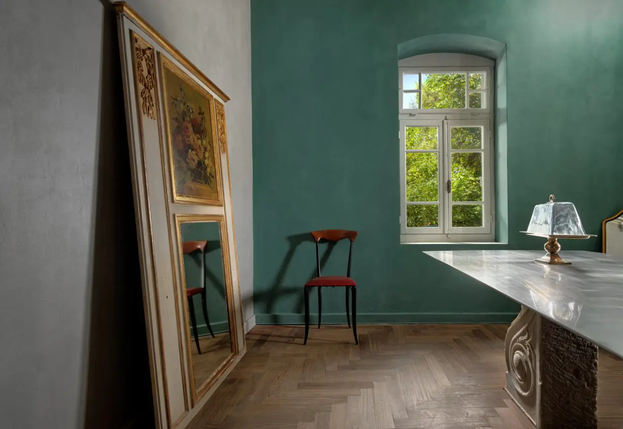 Gallery slide image