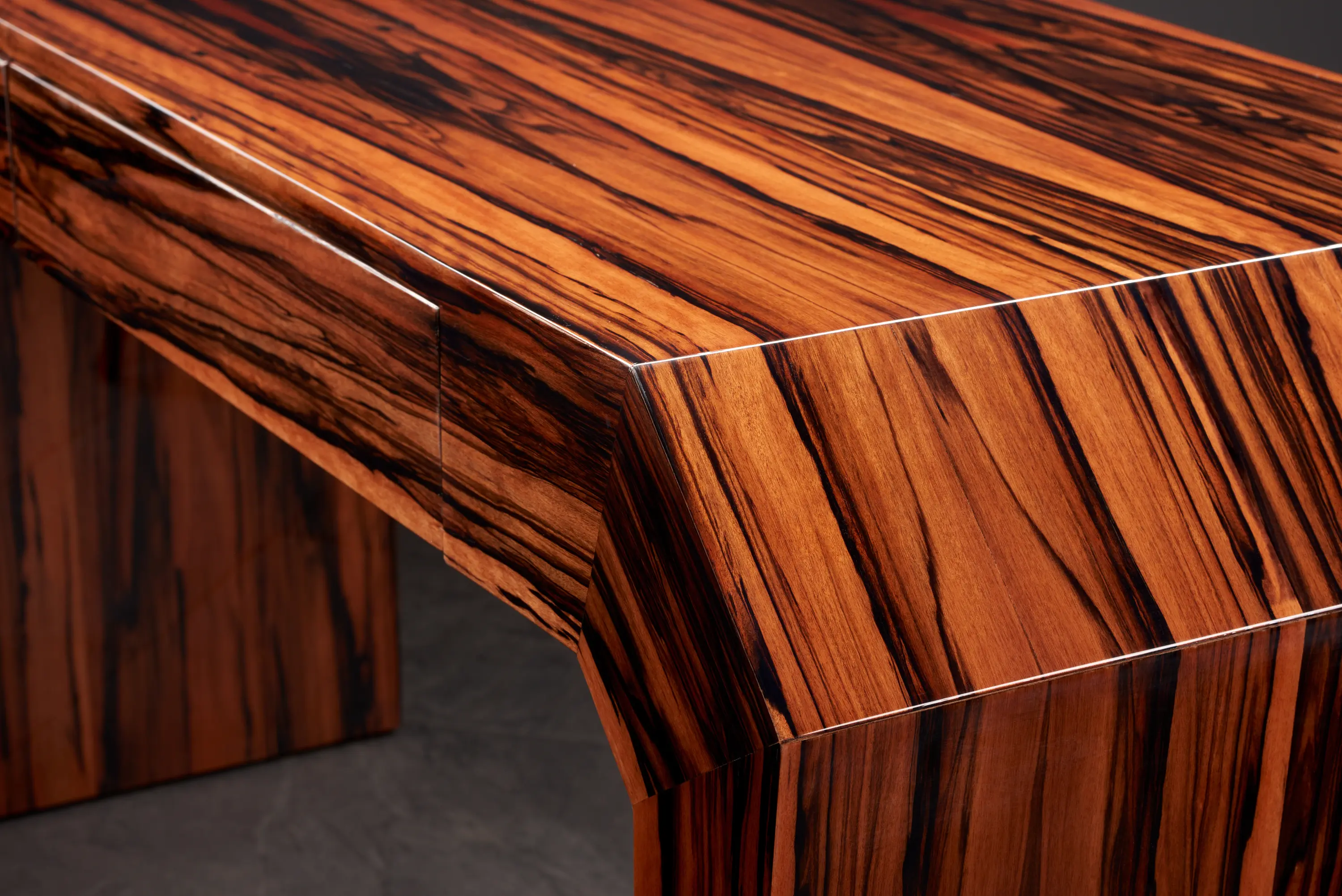 Sygnard - Eliot | Eliot Writing Desk Macassar
