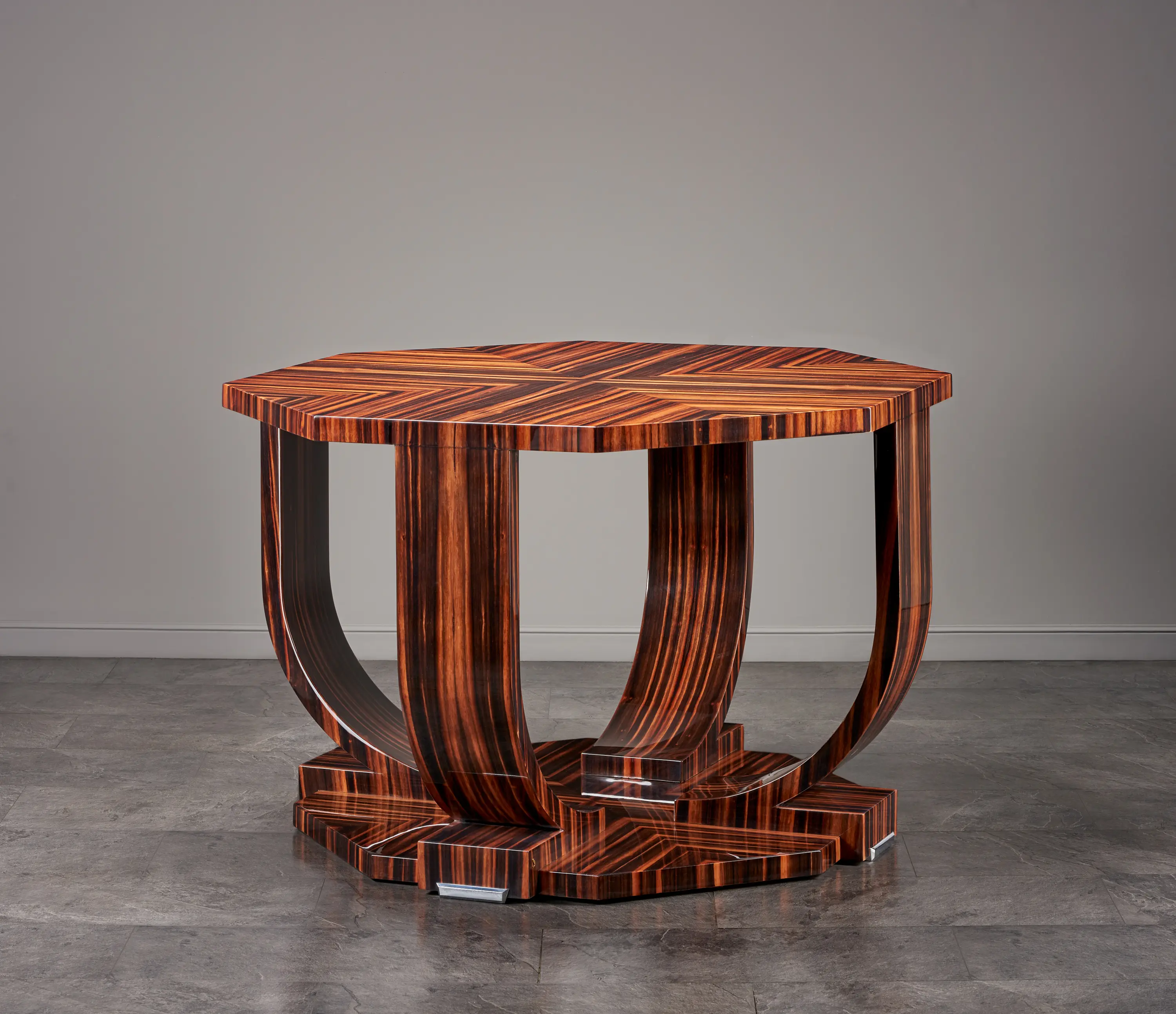 Sygnard - Signo | Foyer Table Macassar