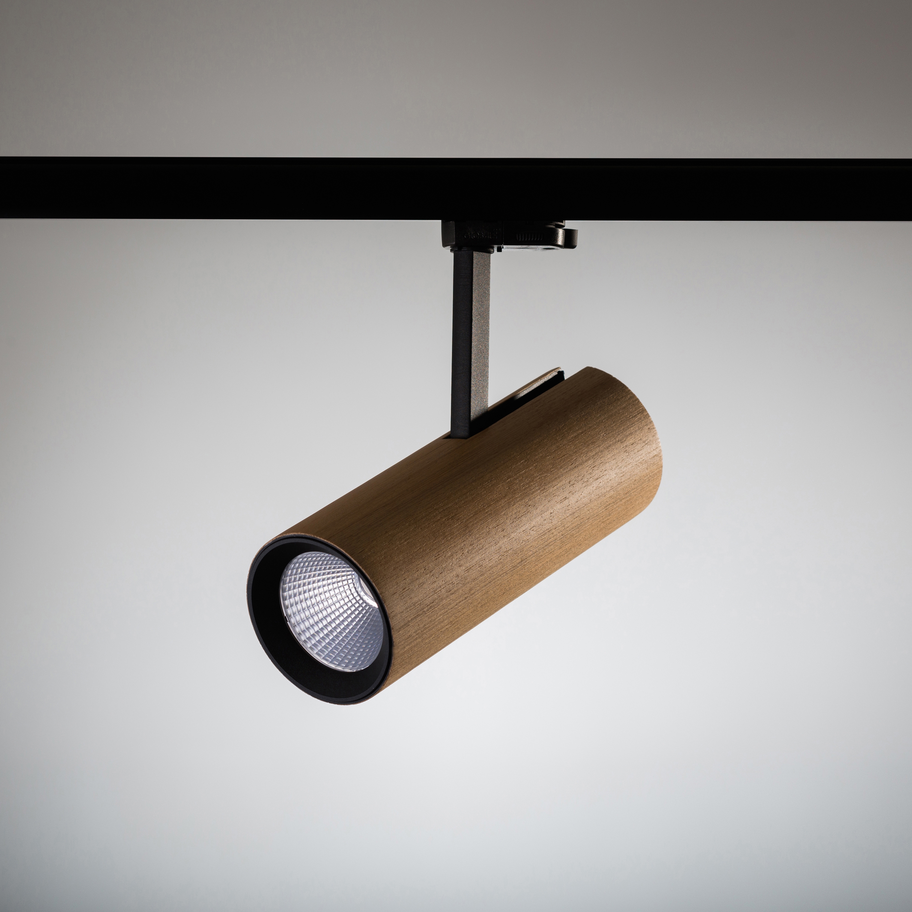 Display product ROLLER M WOOD from manufacturer Sentinel