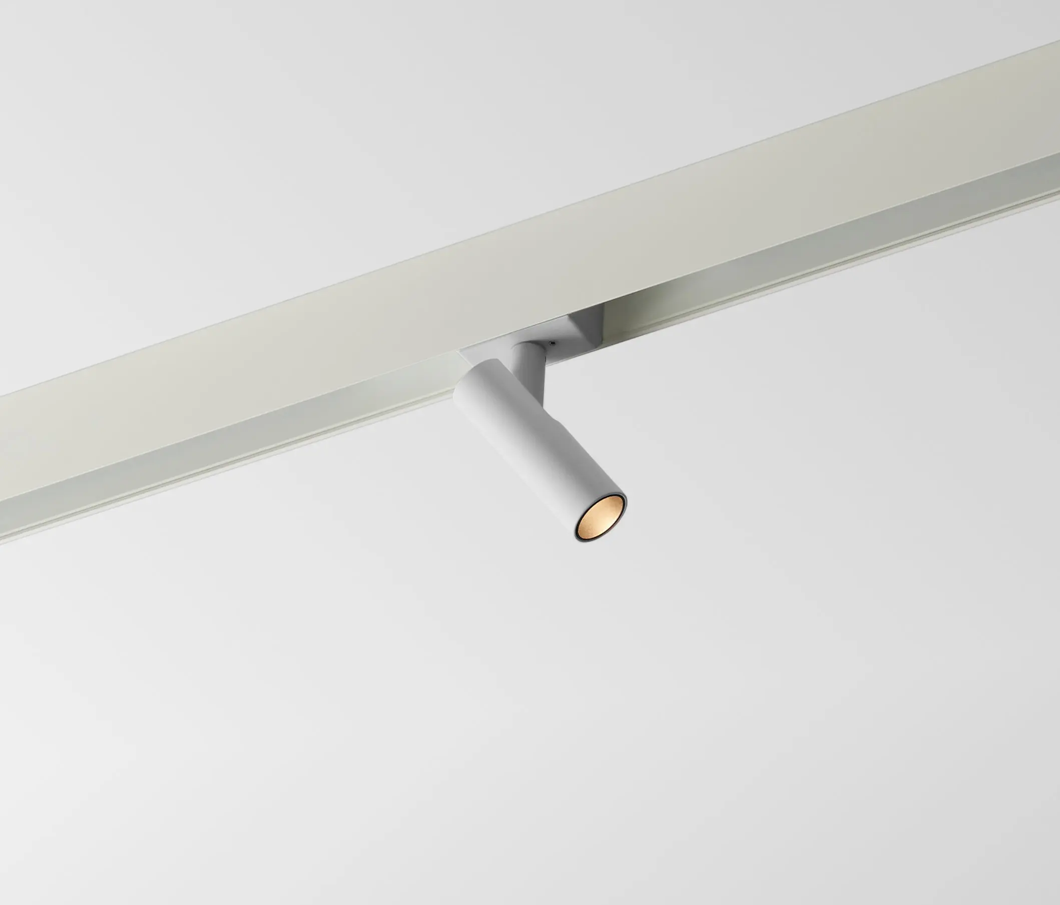 Labra - Multisystem | AD 48V Stik On 25x1