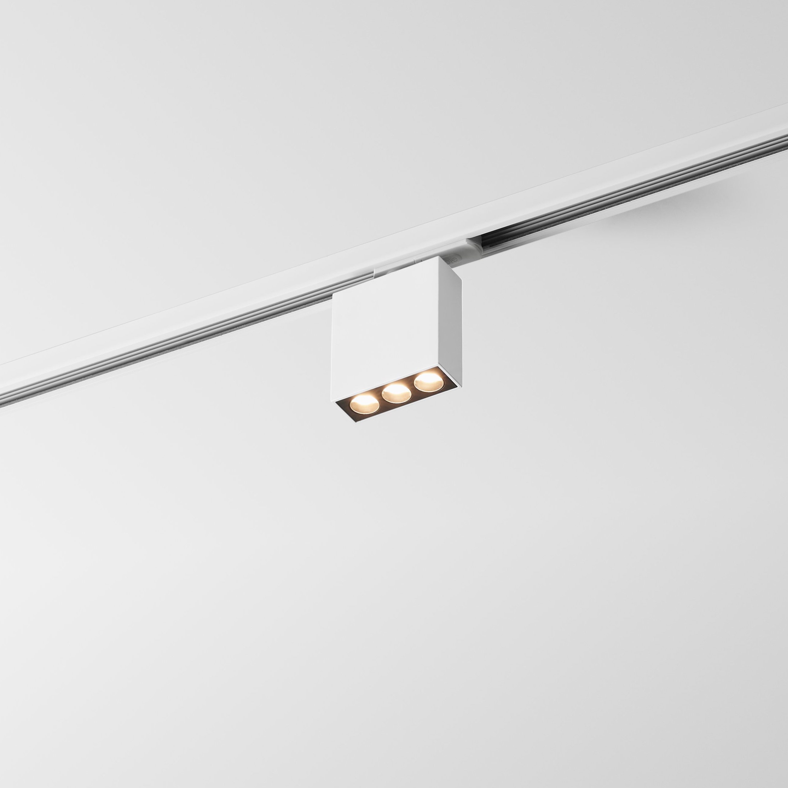 Display product Shift | 1.3 Adaptor 1F / 3F from manufacturer Labra