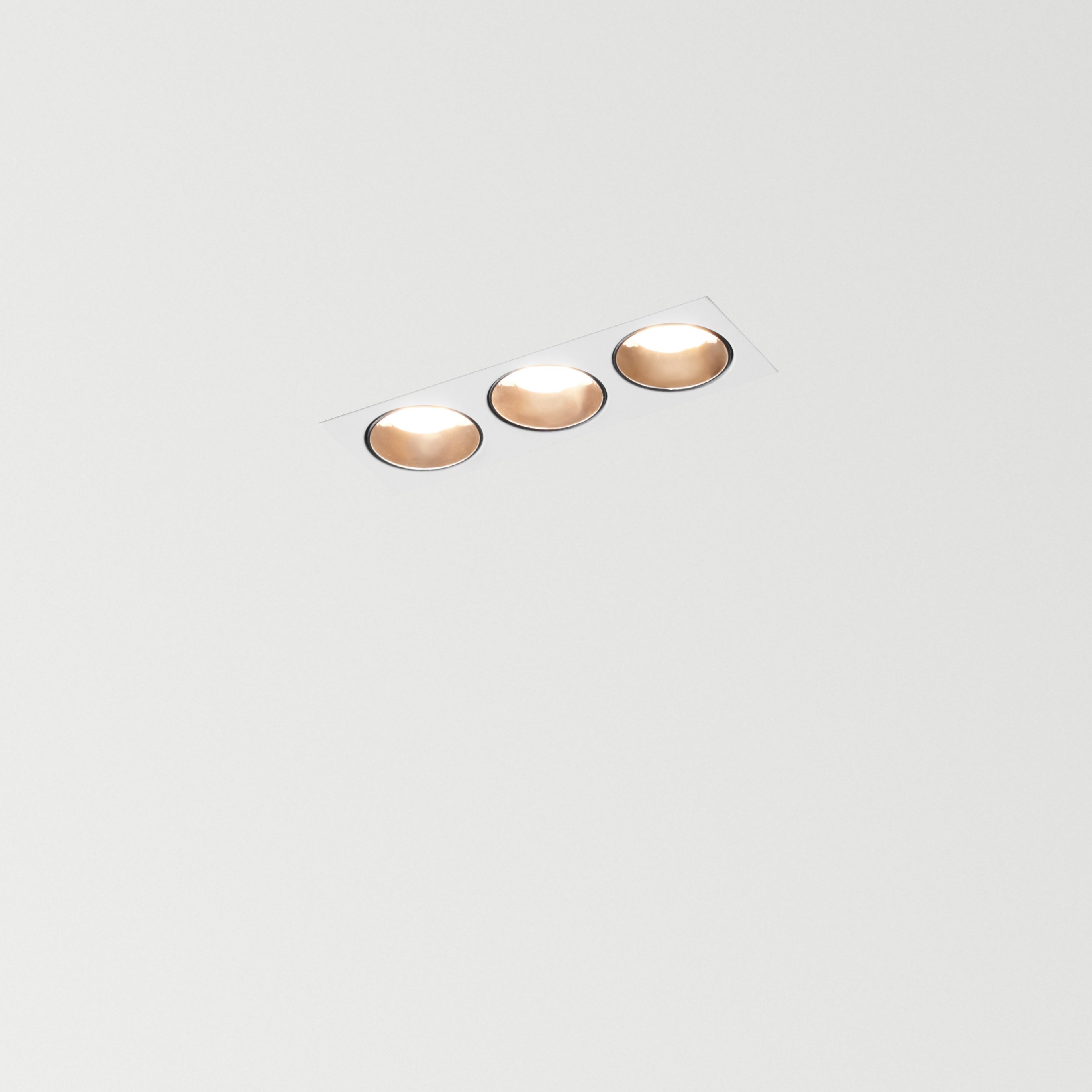 Display product Shift | 1.3 Trimless WP from manufacturer Labra