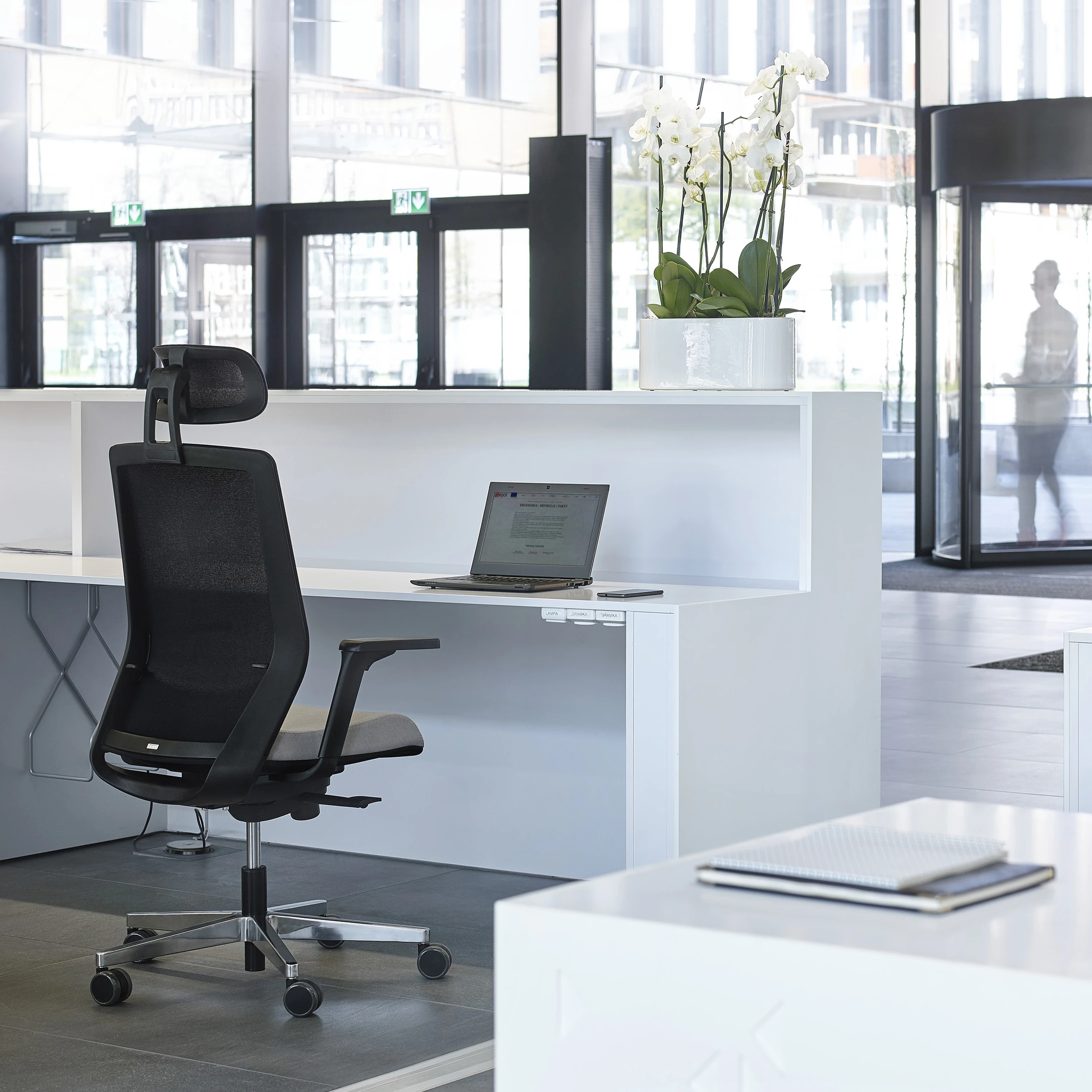 SWIVEL CHAIRS
