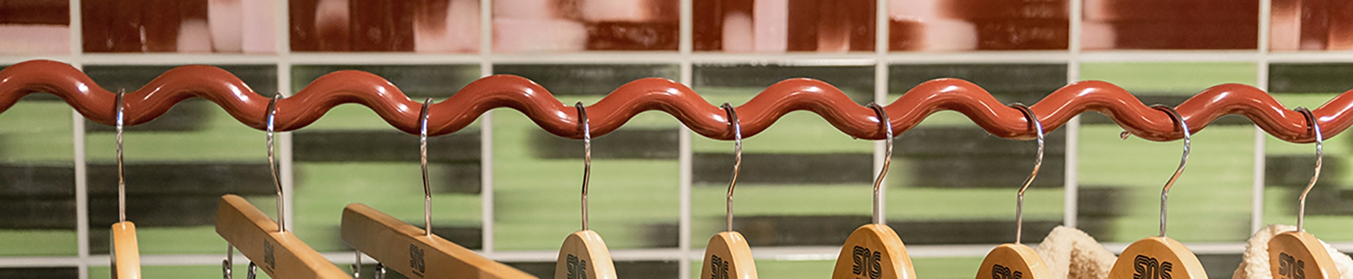 Discover the world of manufacturer Studio E.O.