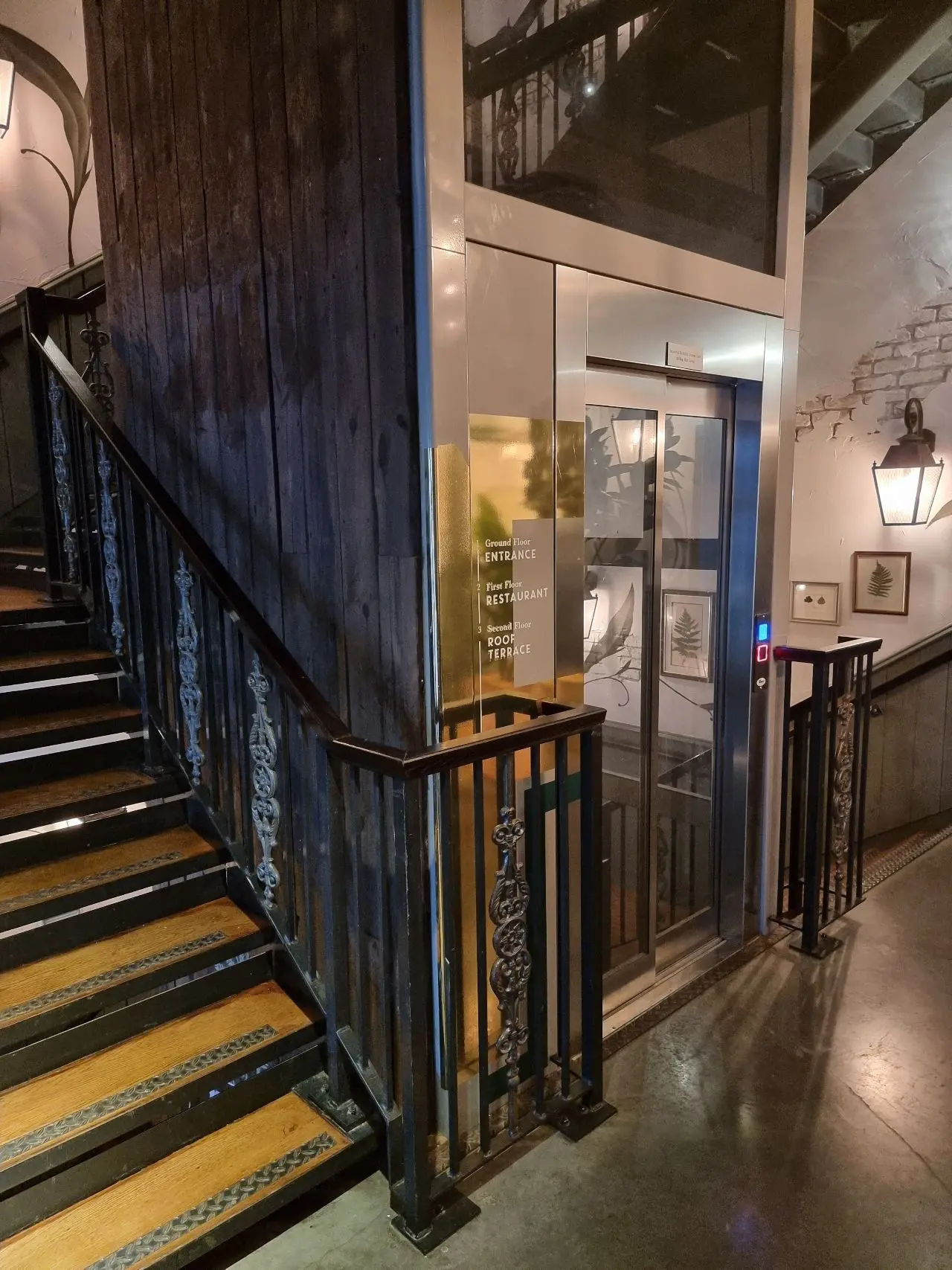 Vimec Srl - Electric elevator ECOVIMEC