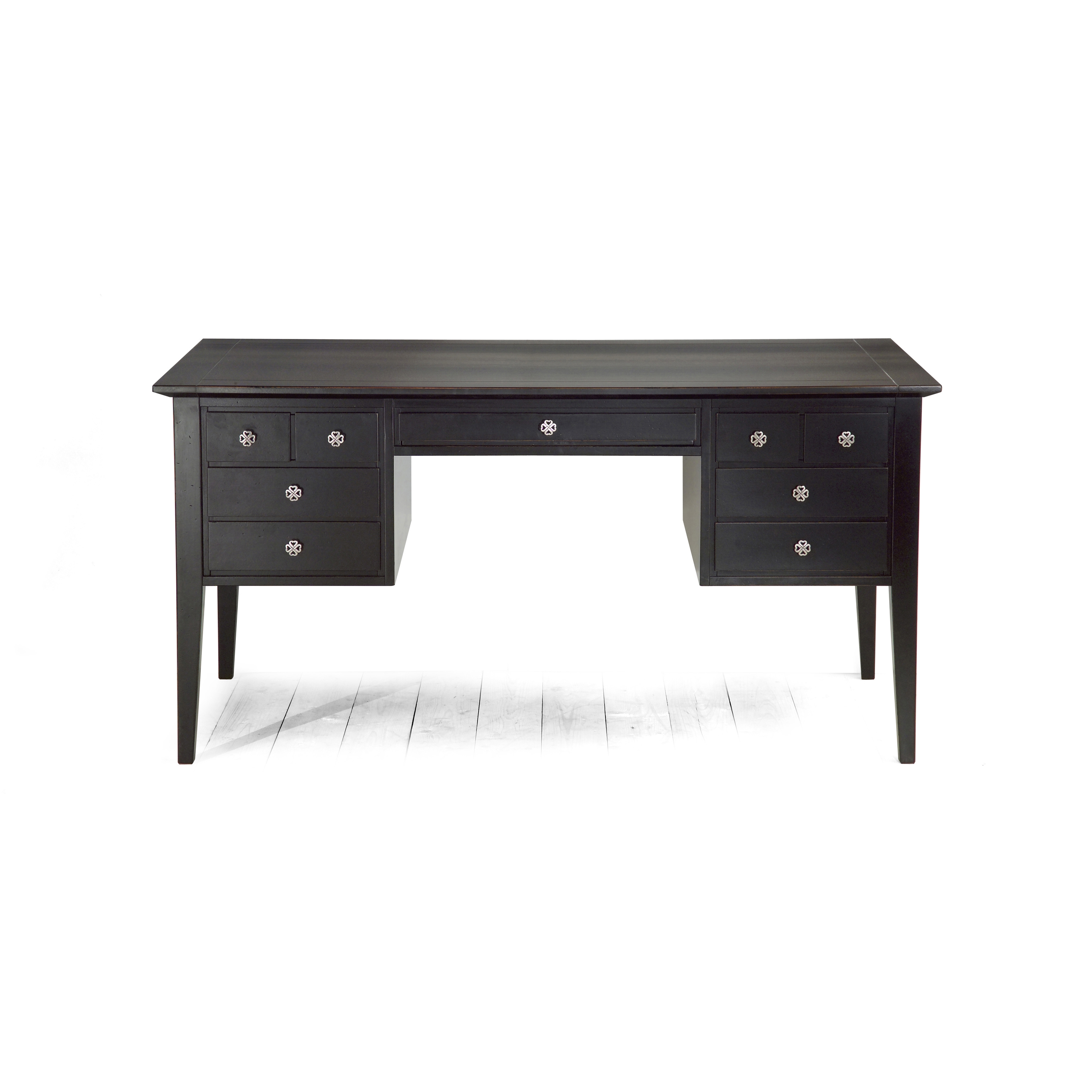 Display product Aspen | Desk from manufacturer Marioni