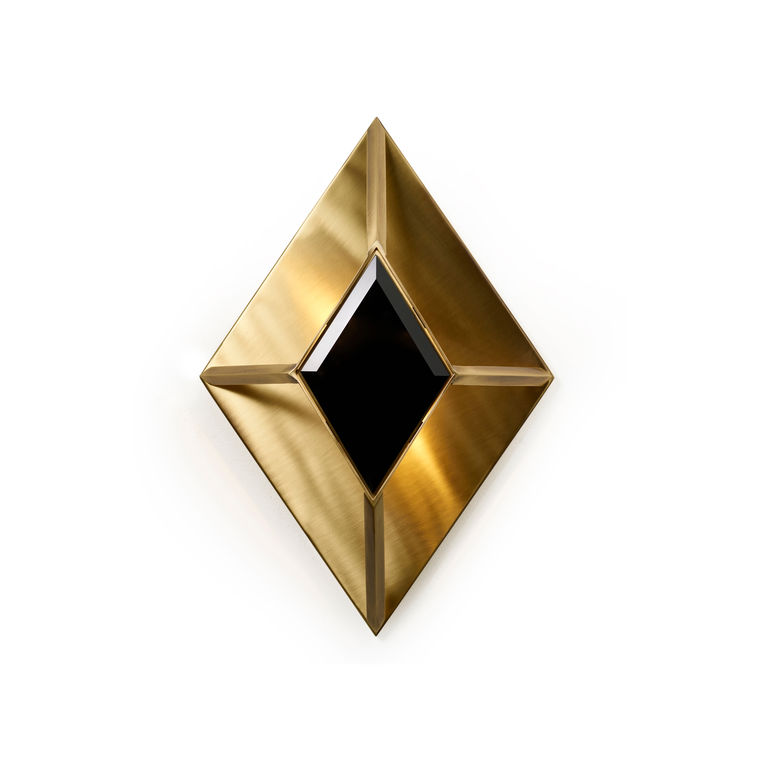 Display product Vivien | Wall Lamp from manufacturer Marioni