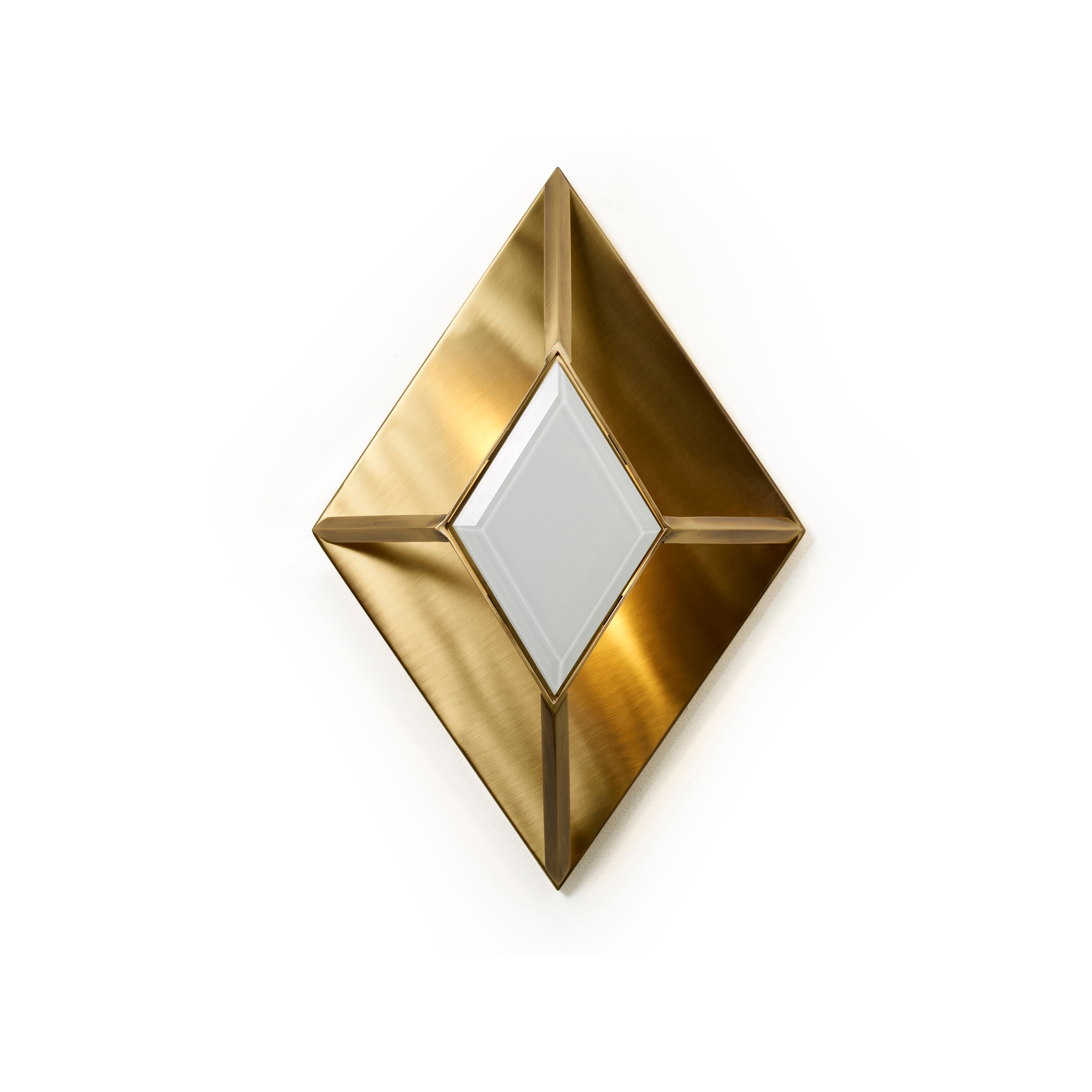 Display product Vivien | Wall Lamp from manufacturer Marioni