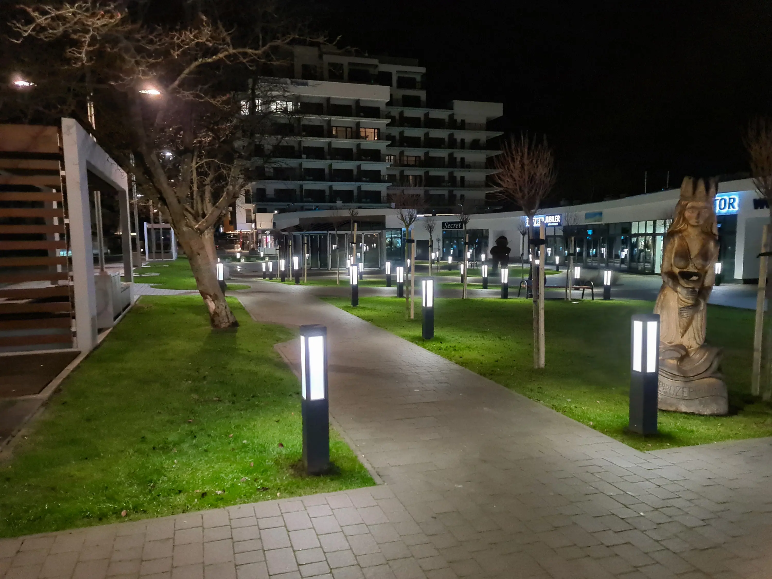 Liralighting - LIGHT POLE