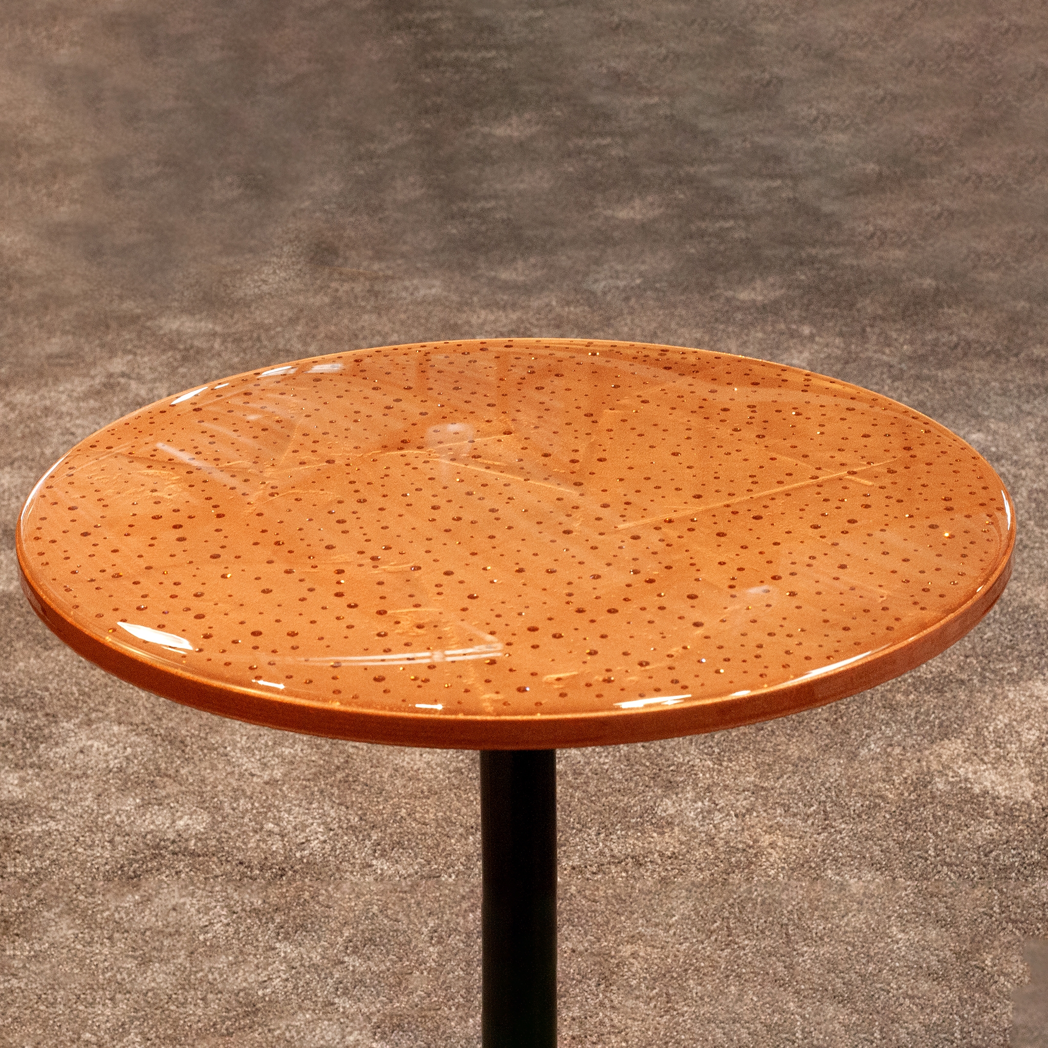 Display product MIDAS Metall Table I Copper-Swarowski from manufacturer Midas Surfaces