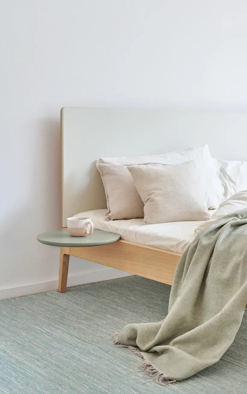 Noah Living - Lino Bed - Solid