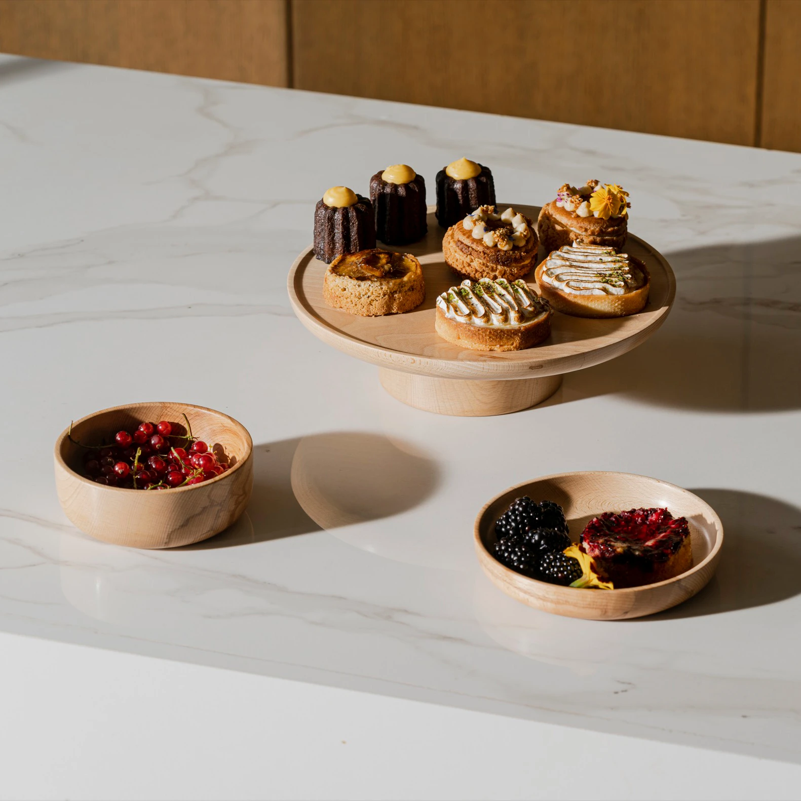 DINNERWARE