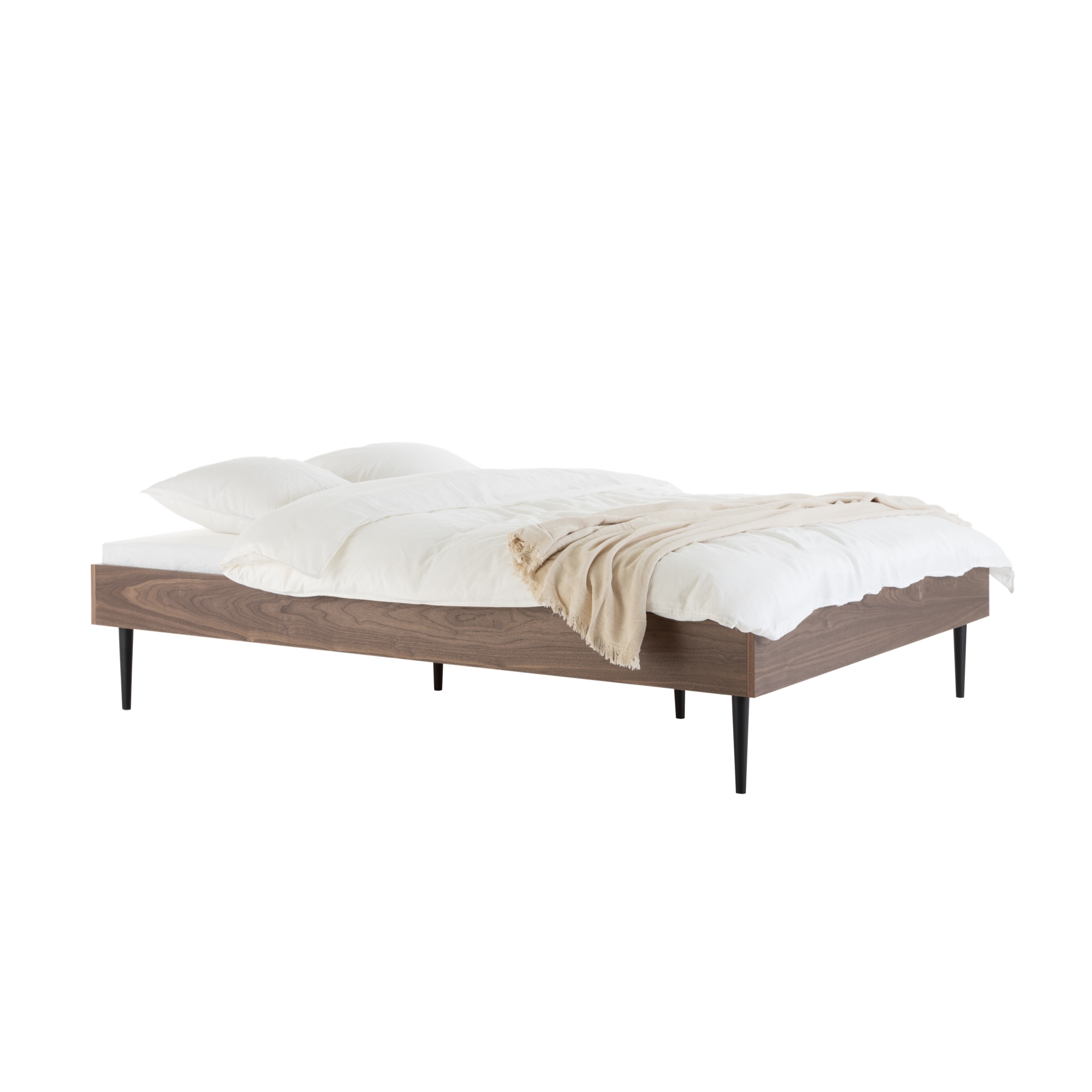 Streiko Bed | Natural Walnut