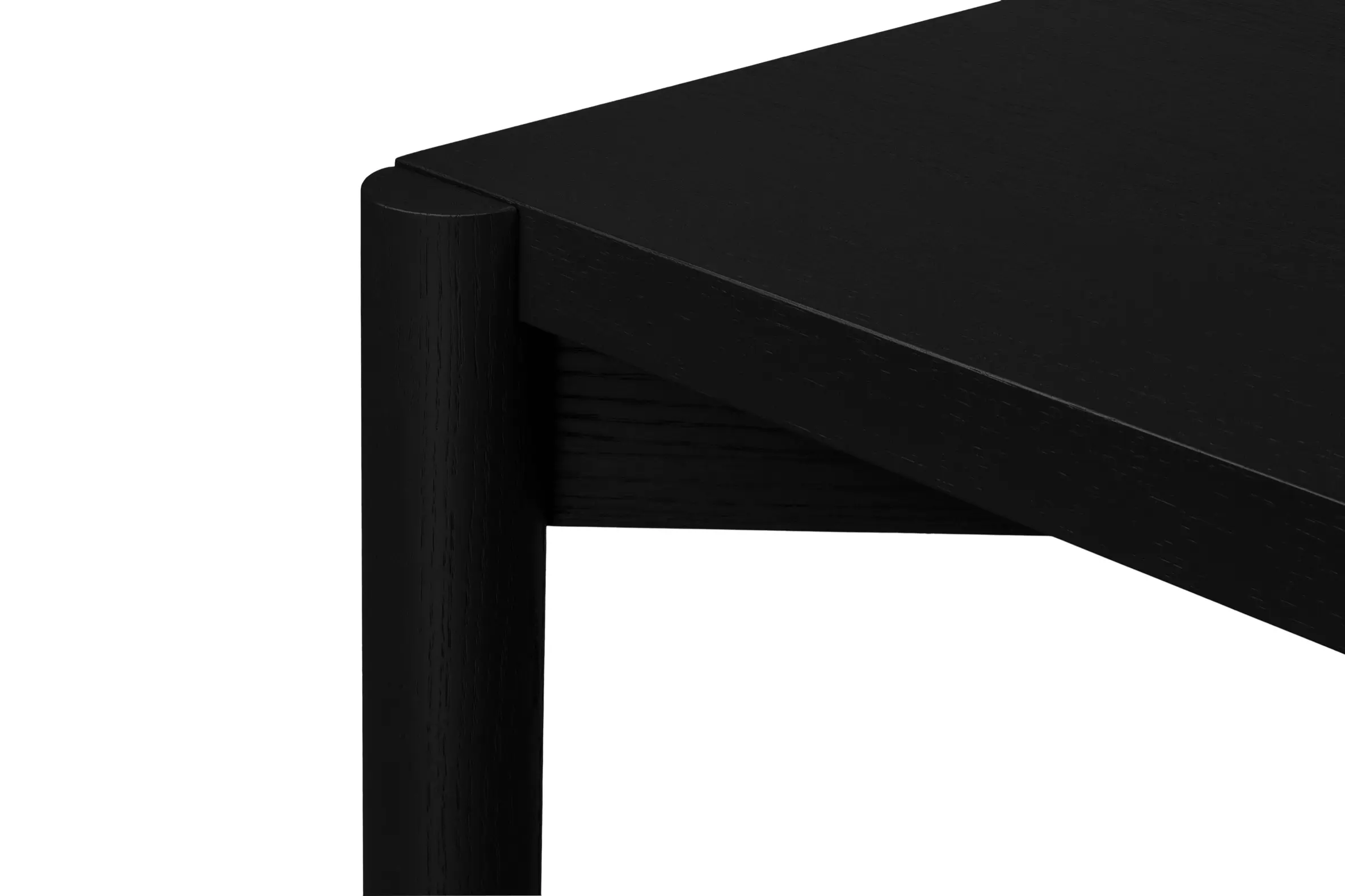 noo.ma - Yami Table short | Black