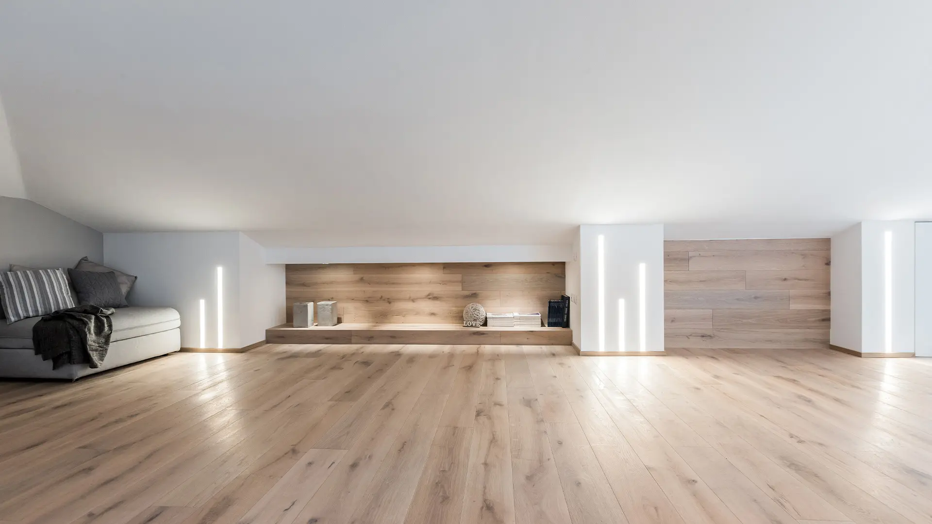 9010 Novantadieci - P004 profile ALUMITE® recessed